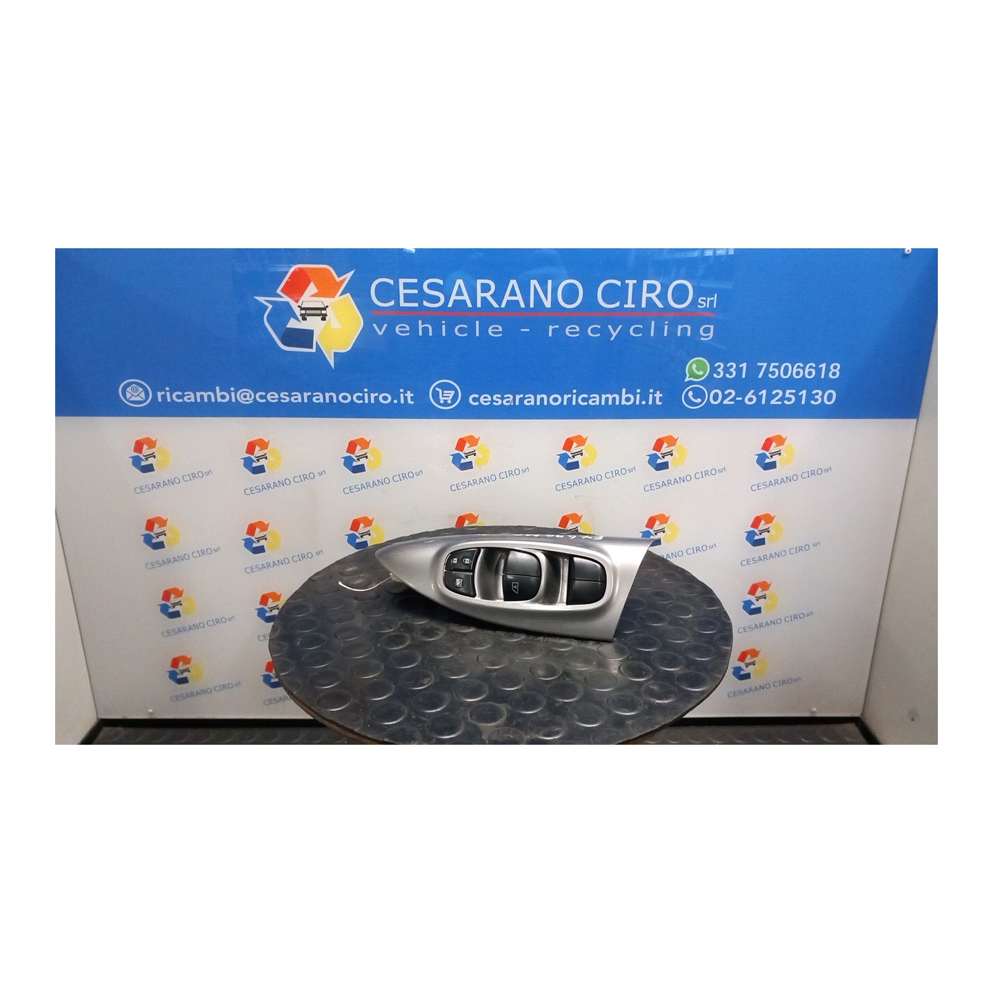 BLOCCO COMANDI ALZACRISTALLI 106 NISSAN JUKE (F15E) (10/10-12/18) K9K 254011KA5E