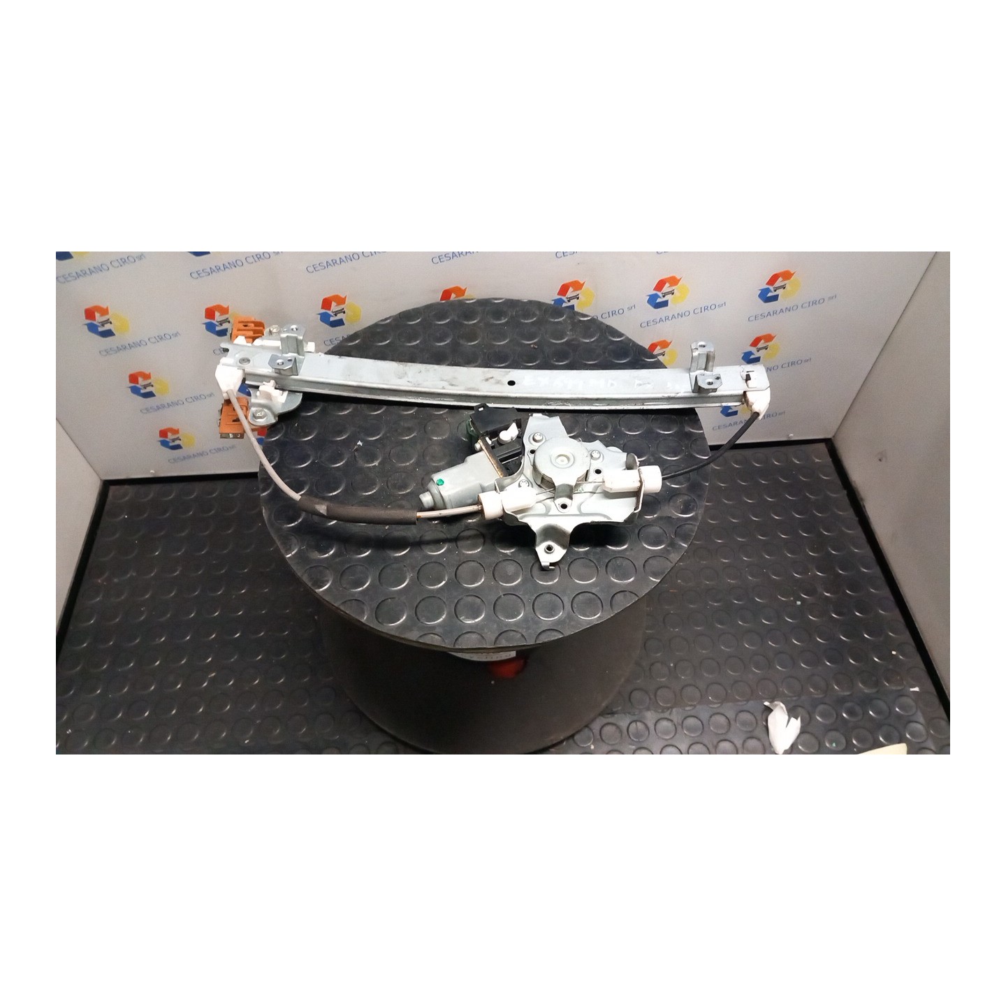 ALZACRISTALLO ELETTR. PORTA ANT. DX. 107 NISSAN JUKE (F15E) (10/10-12/18) K9K 807201KA0C