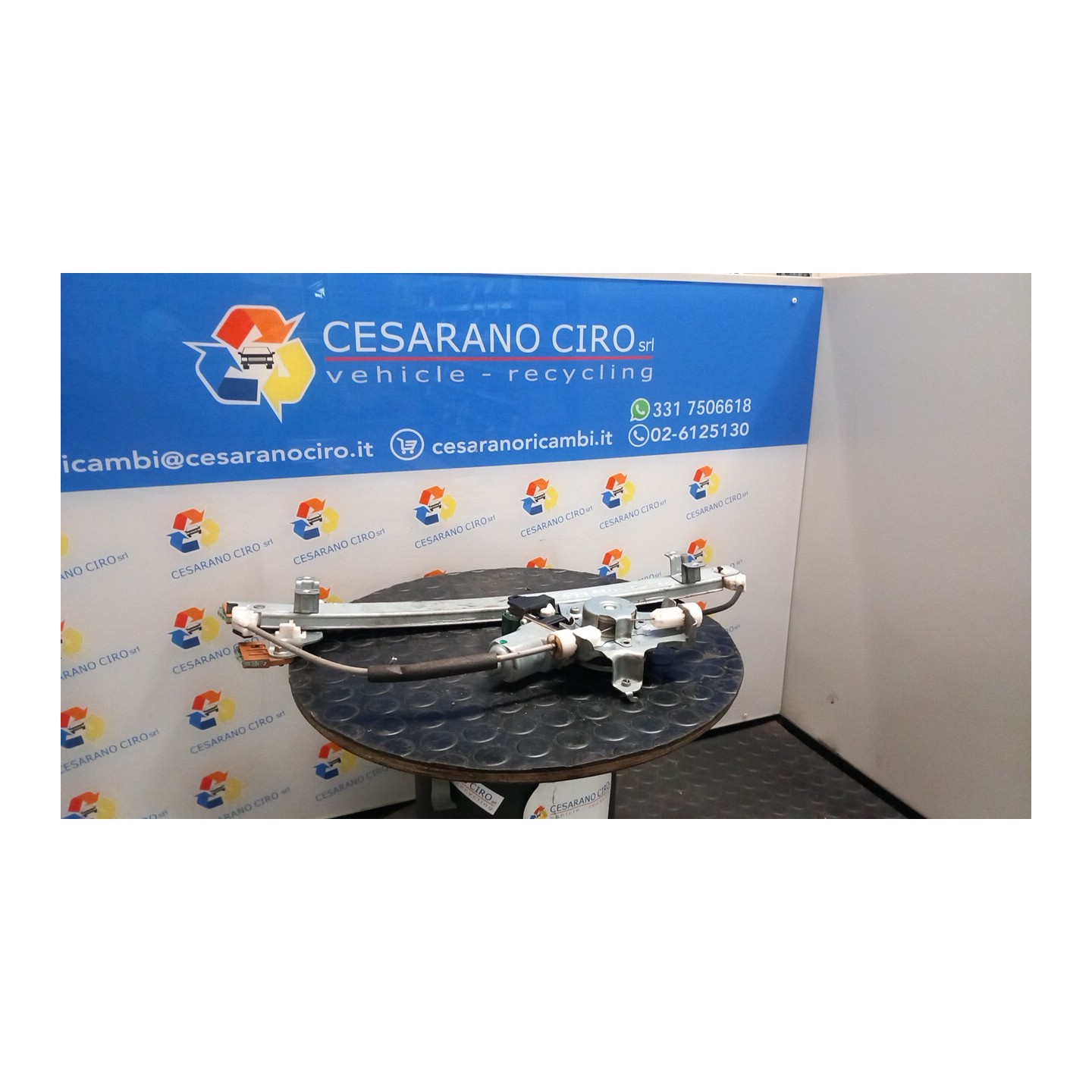 ALZACRISTALLO ELETTR. PORTA ANT. DX. 107 NISSAN JUKE (F15E) (10/10-12/18) K9K 807201KA0C