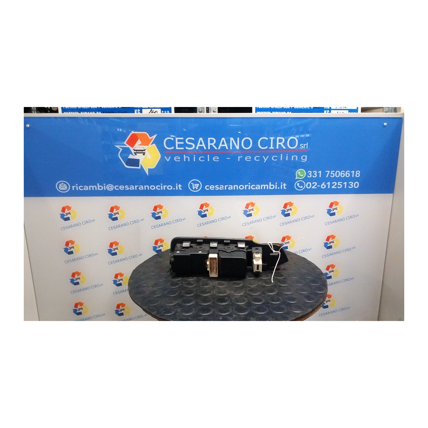 BLOCCO COMANDI ALZACRISTALLI E RETROVISORI EST. 126 CHEVROLET (DAEWOO) CAPTIVA (C100) (07/06-03/11) Z24SED 96628542