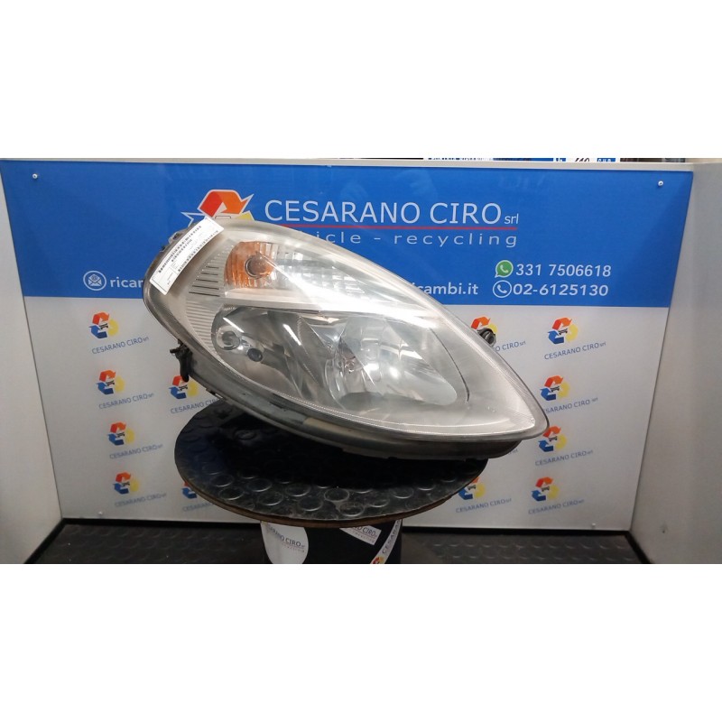 PROIETTORE DX. 068 LANCIA YPSILON (TE) (06/03-09/06) 188A4000 51774225