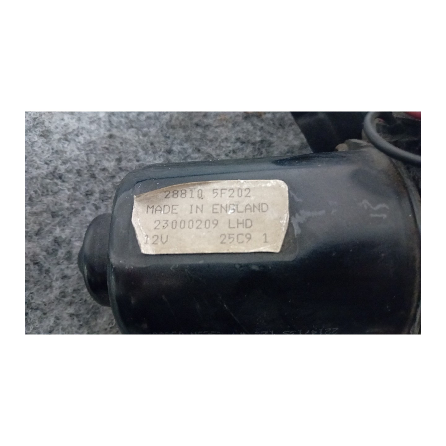 MOTORINO TERGIPARABREZZA 008 NISSAN MICRA (K11E) (02/98-09/00)  288105F202
