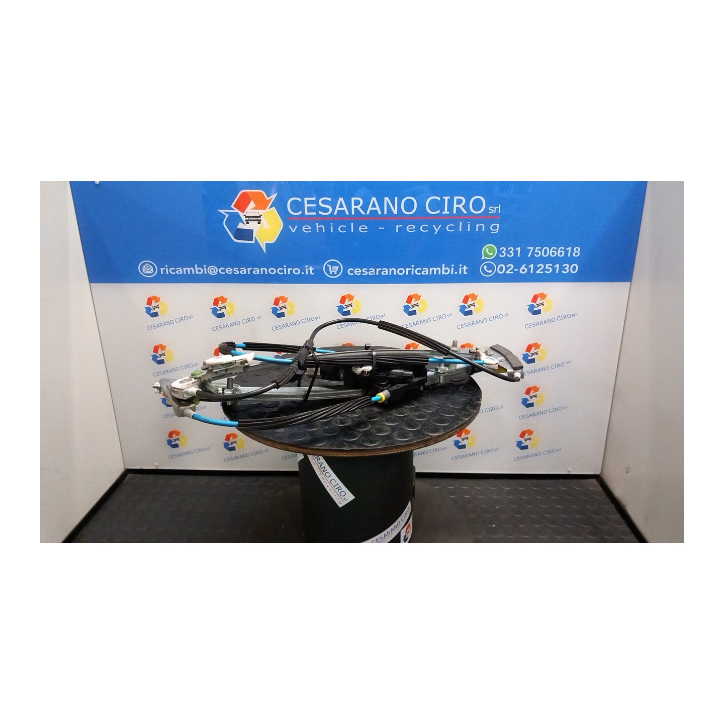 ALZACRISTALLO ELETTR. PORTA ANT. CON MOTORINO DX. 091 ALFA ROMEO GT (X2) (12/03-03/11) 937A5000 60681592