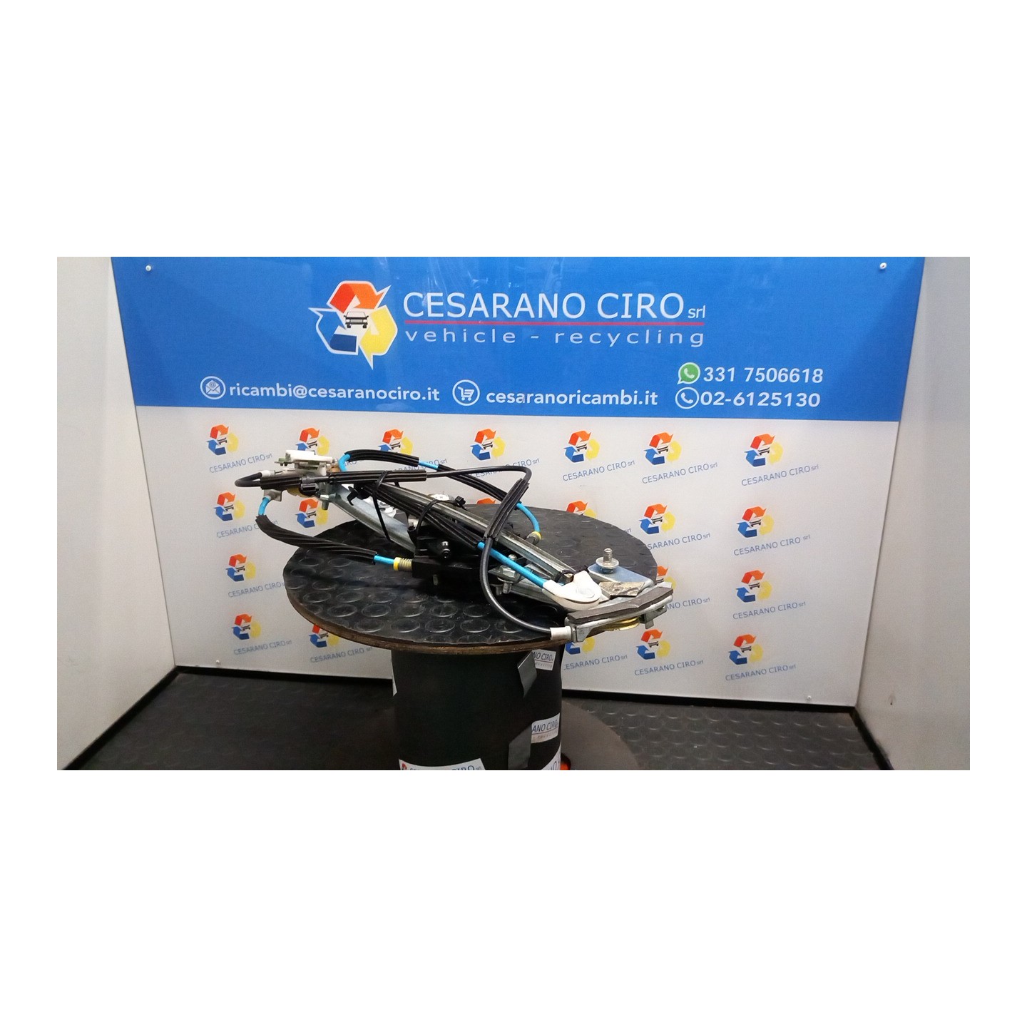 ALZACRISTALLO ELETTR. PORTA ANT. CON MOTORINO DX. 091 ALFA ROMEO GT (X2) (12/03-03/11) 937A5000 60681592