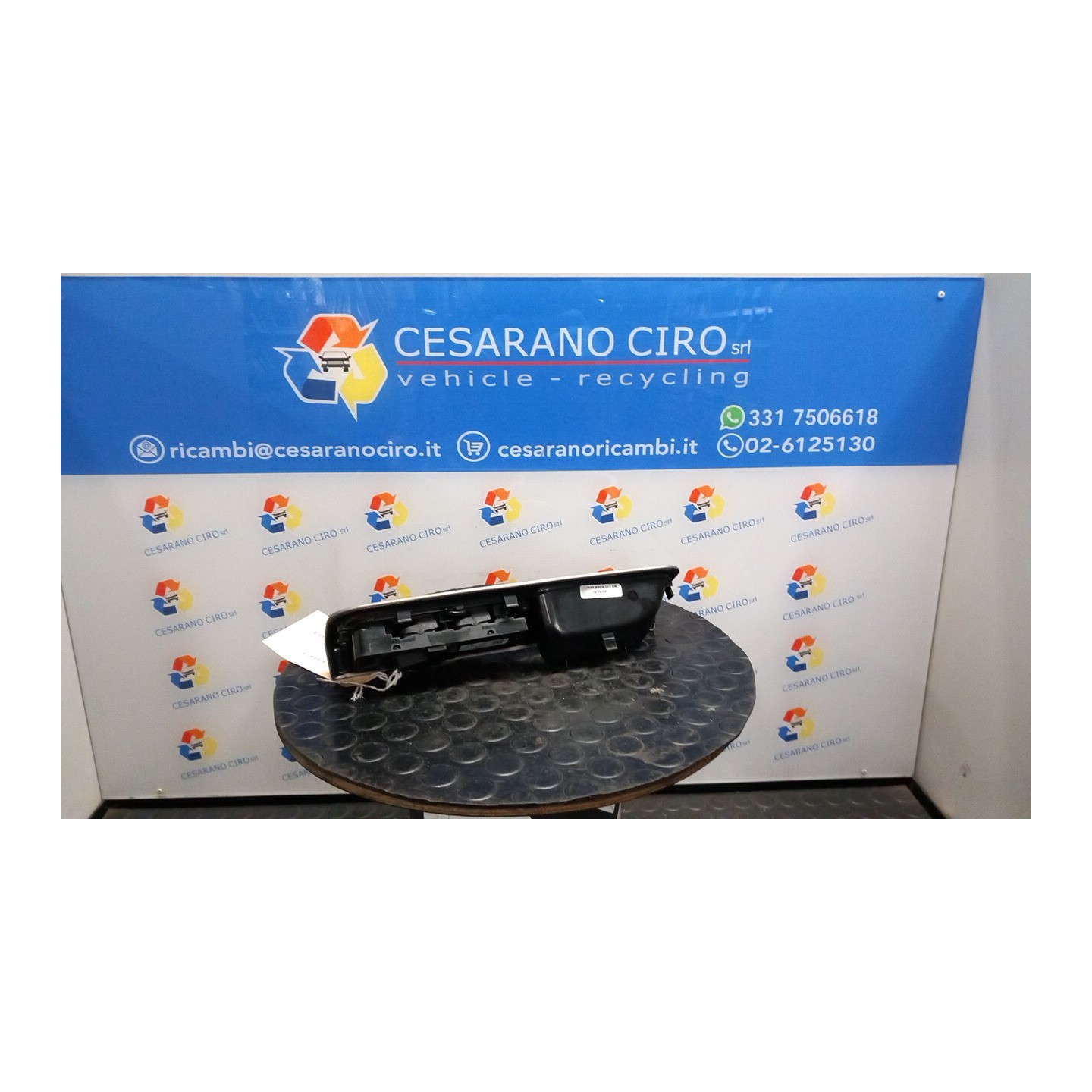 BLOCCO COMANDI ALZACRISTALLI E RETROVISORI EST. 032 VOLVO V50 (02/04-12/12) D4204T 30795081