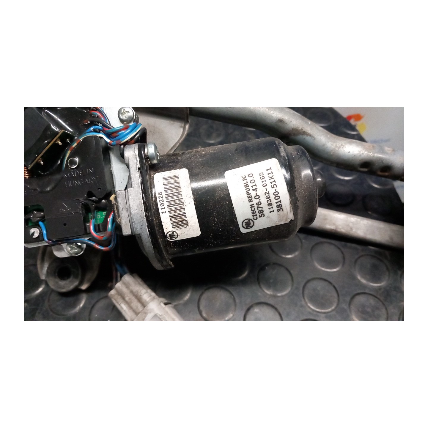 MECCANISMO TERGIPARABREZZA CON MOTORINO 203 SUZUKI SPLASH (02/08-10/15) K10B 3810051K50000