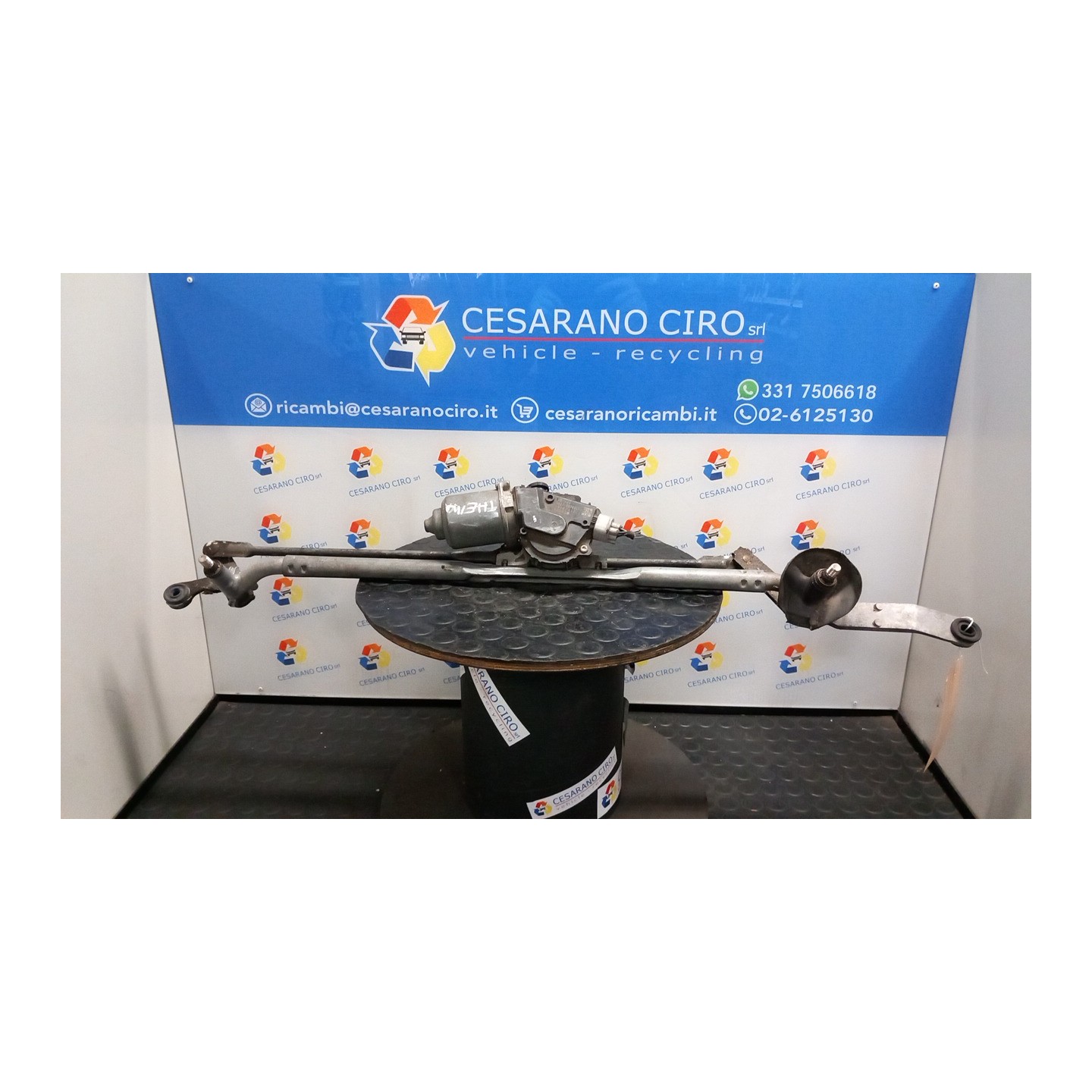 MECCANISMO TERGIPARABREZZA CON MOTORINO 206 LANCIA THEMA (32) (10/11-12/14) VM24D K68082552AA