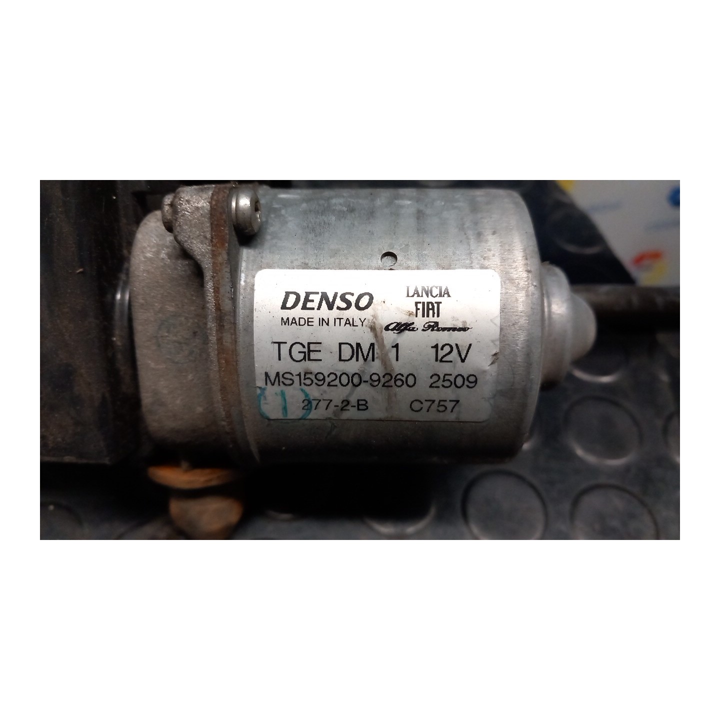 MECCANISMO TERGIPARABREZZA CON MOTORINO 006 FIAT PANDA (33) (12/11-04/17) 169A4000 52024852