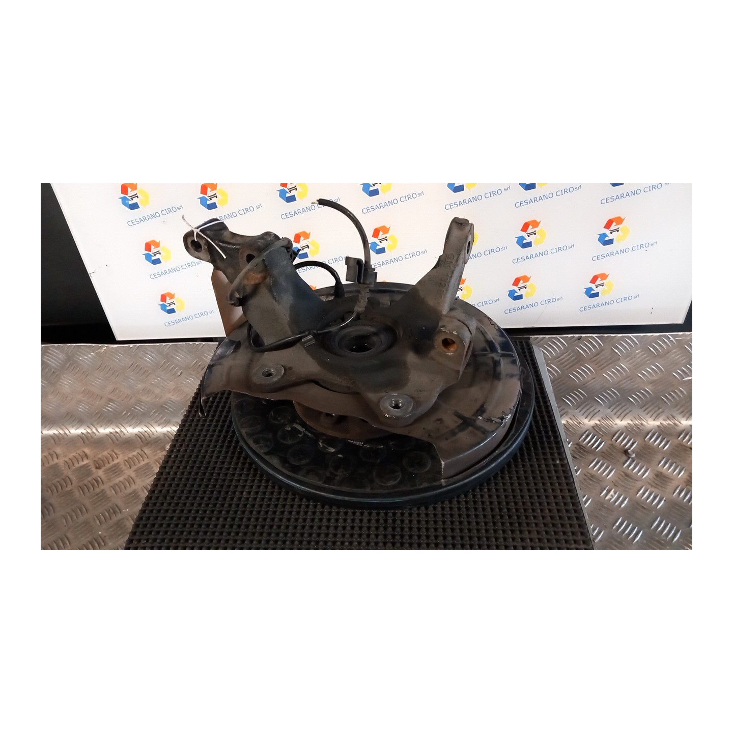 MONTANTE SOSP. ANT. DX. 054 OPEL MERIVA (S10) (04/10-) A13DTE 93184612