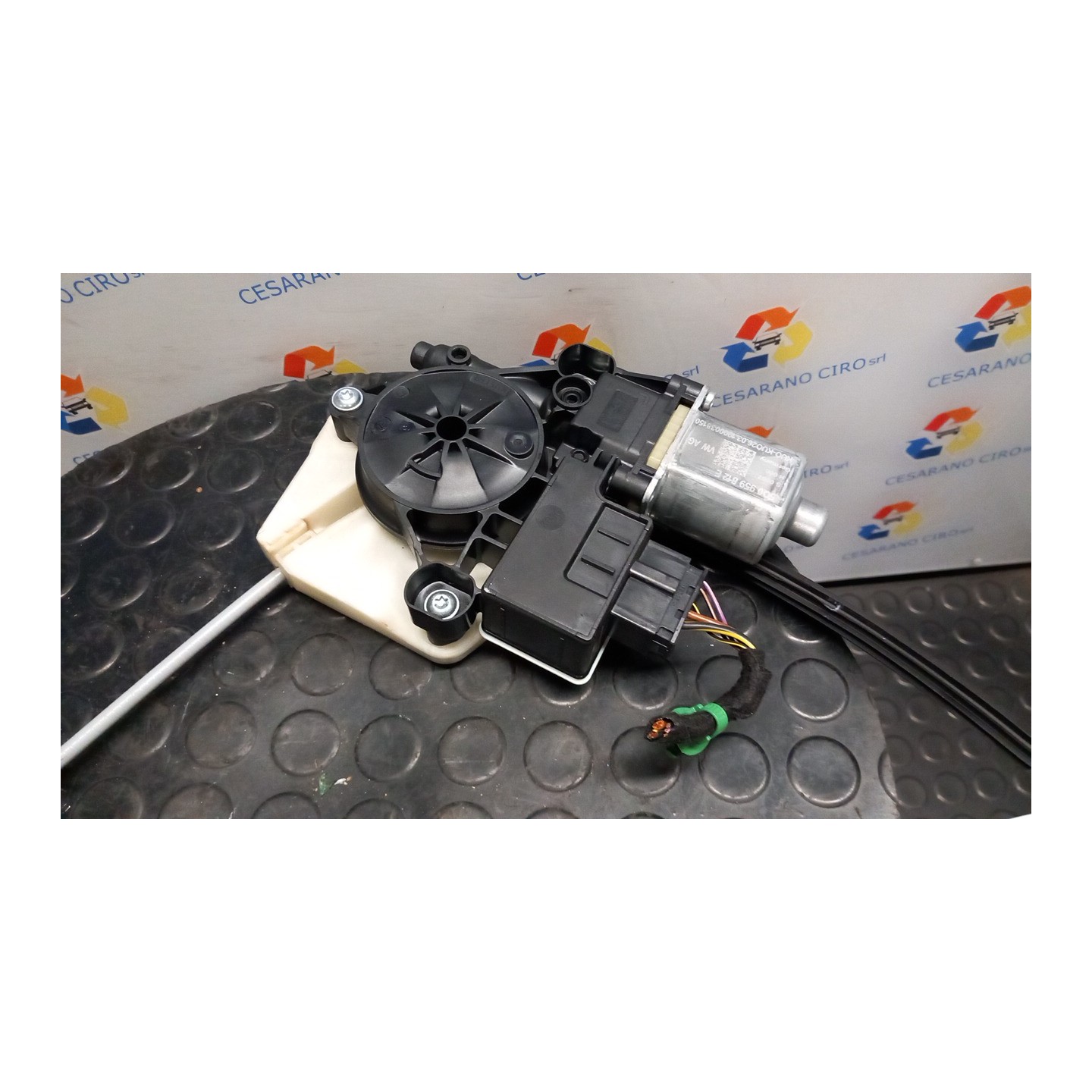 ALZACRISTALLO PORTA POST. DX. 062 SEAT LEON (11/16-12/20) DAC 5F4839462C
