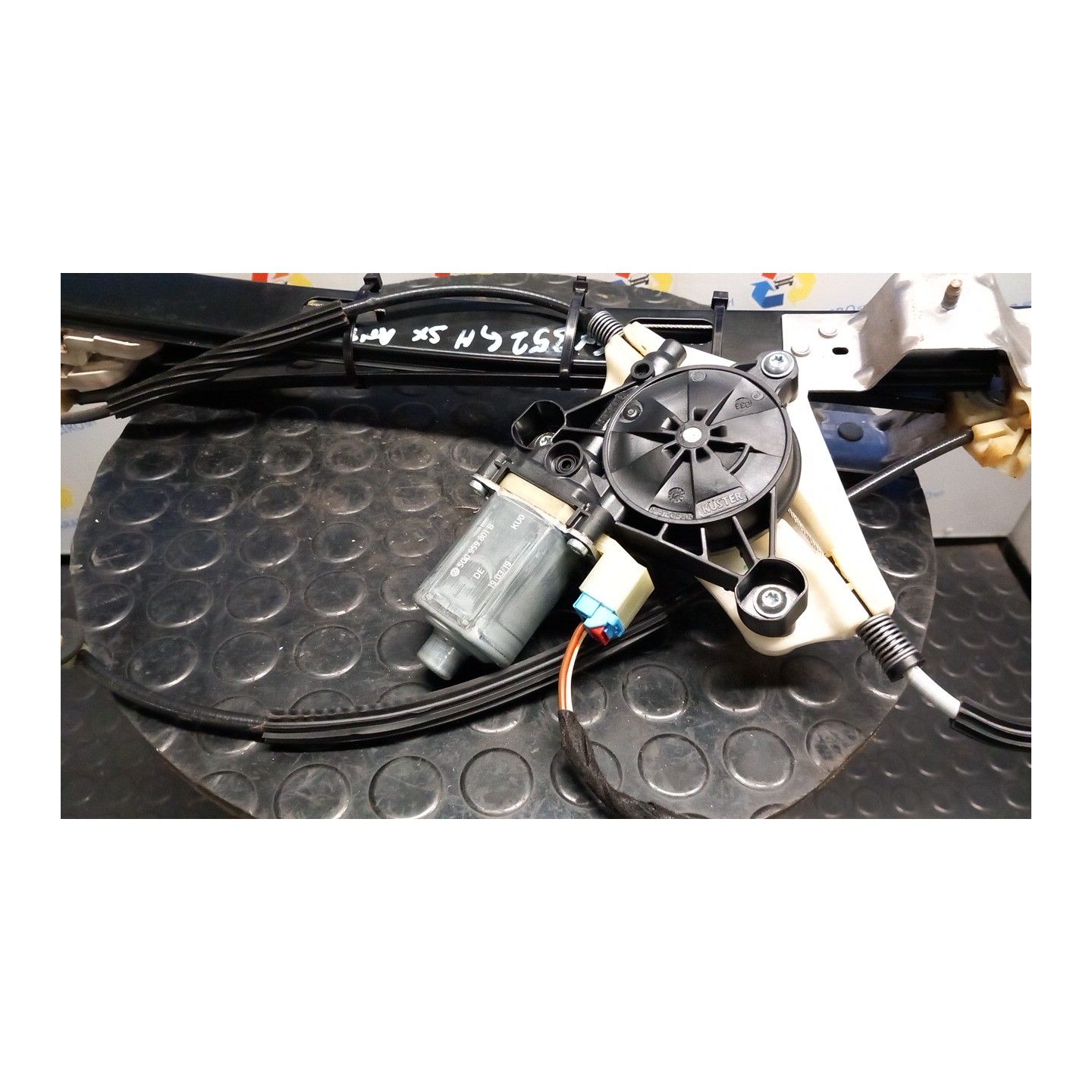 ALZACRISTALLO ELETTR. PORTA ANT. SX. 065 SEAT LEON (11/16-12/20) DAC 5F4837461D
