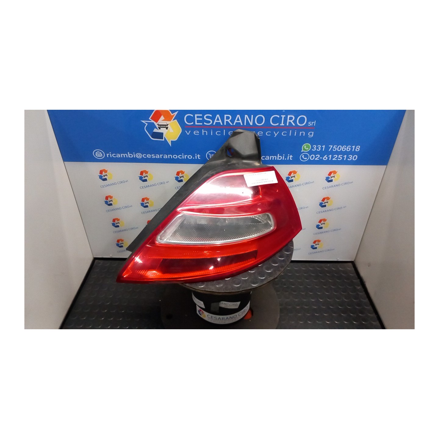 FANALE POST. DX. 124 RENAULT MEGANE 2A SERIE (02/06-08/09) K9KP7 8200413216