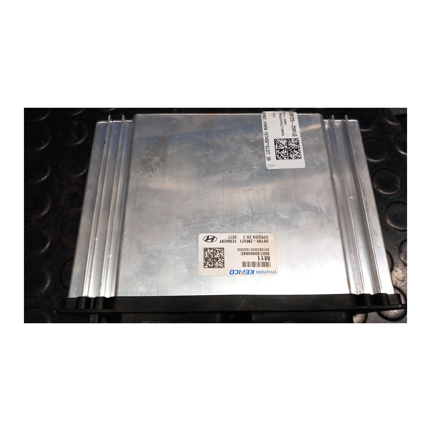 CENTRALINA INIEZIONE C/BOTTONE START ILLUMINATO 022 KIA SPORTAGE 5A SERIE (12/21-) G4FP 391352MFA0
