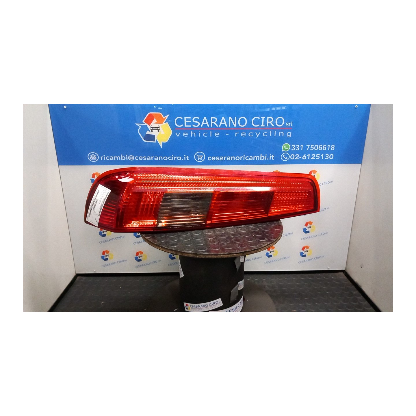 FANALE POST. SX. 004 FORD FIESTA (CBK) (12/05-12/08) FUJA 1432274