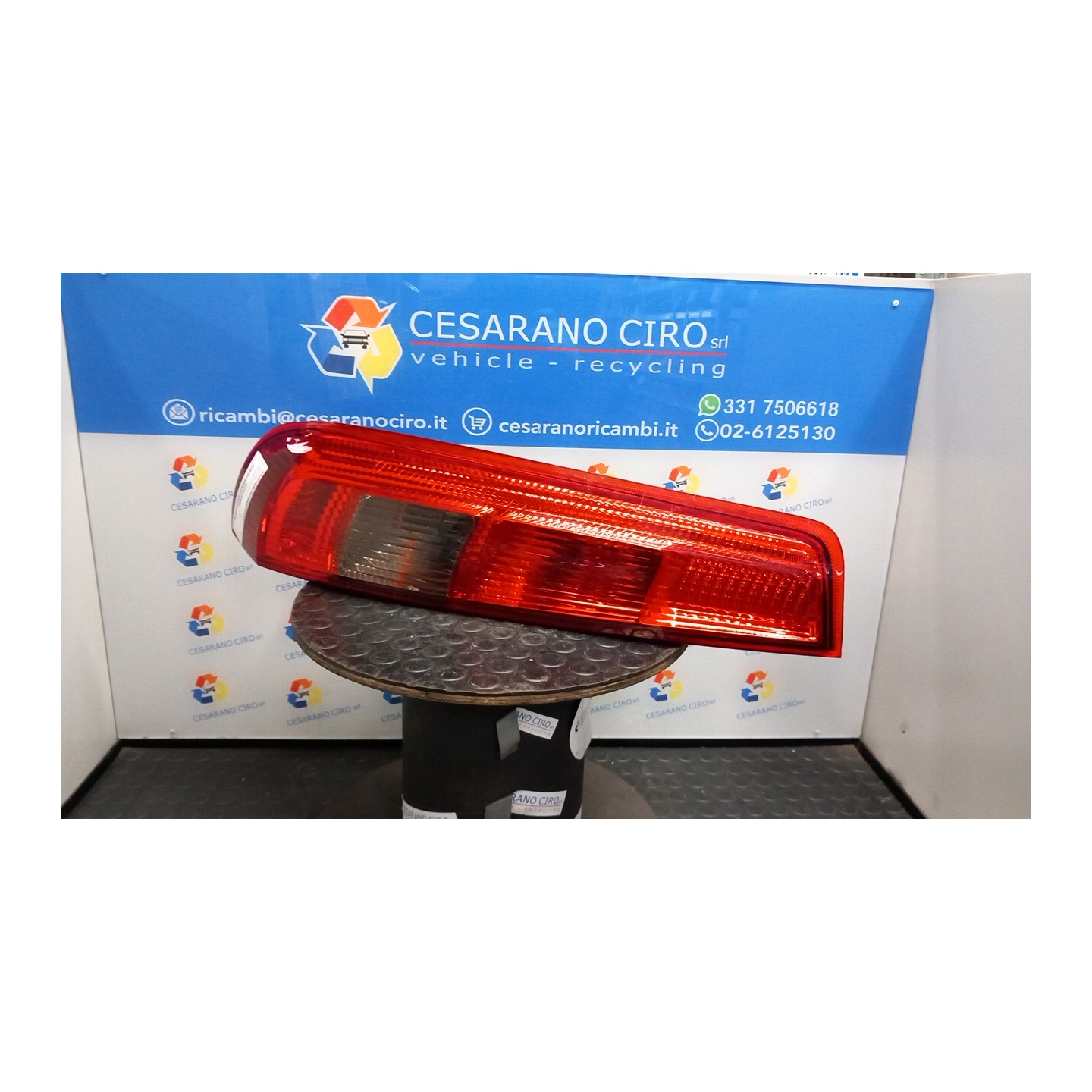 FANALE POST. SX. 004 FORD FIESTA (CBK) (12/05-12/08) FUJA 1432274