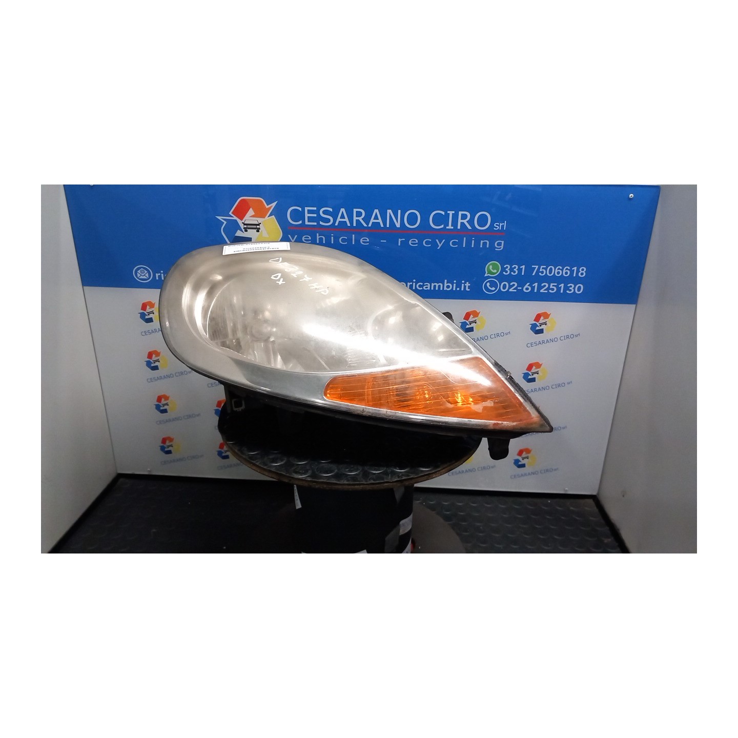 PROIETTORE DX. 022 RENAULT TRAFIC (09/06-04/10) G9UB6 8200701353