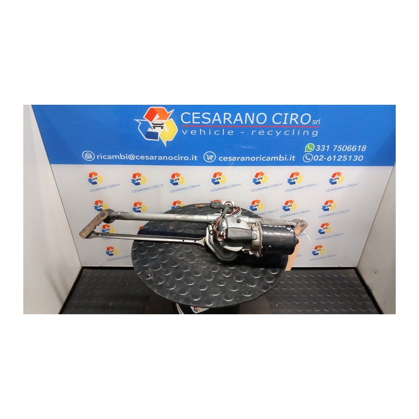 MECCANISMO TERGIPARABREZZA 024 RENAULT TRAFIC (09/06-04/10) G9UB6 7701055892