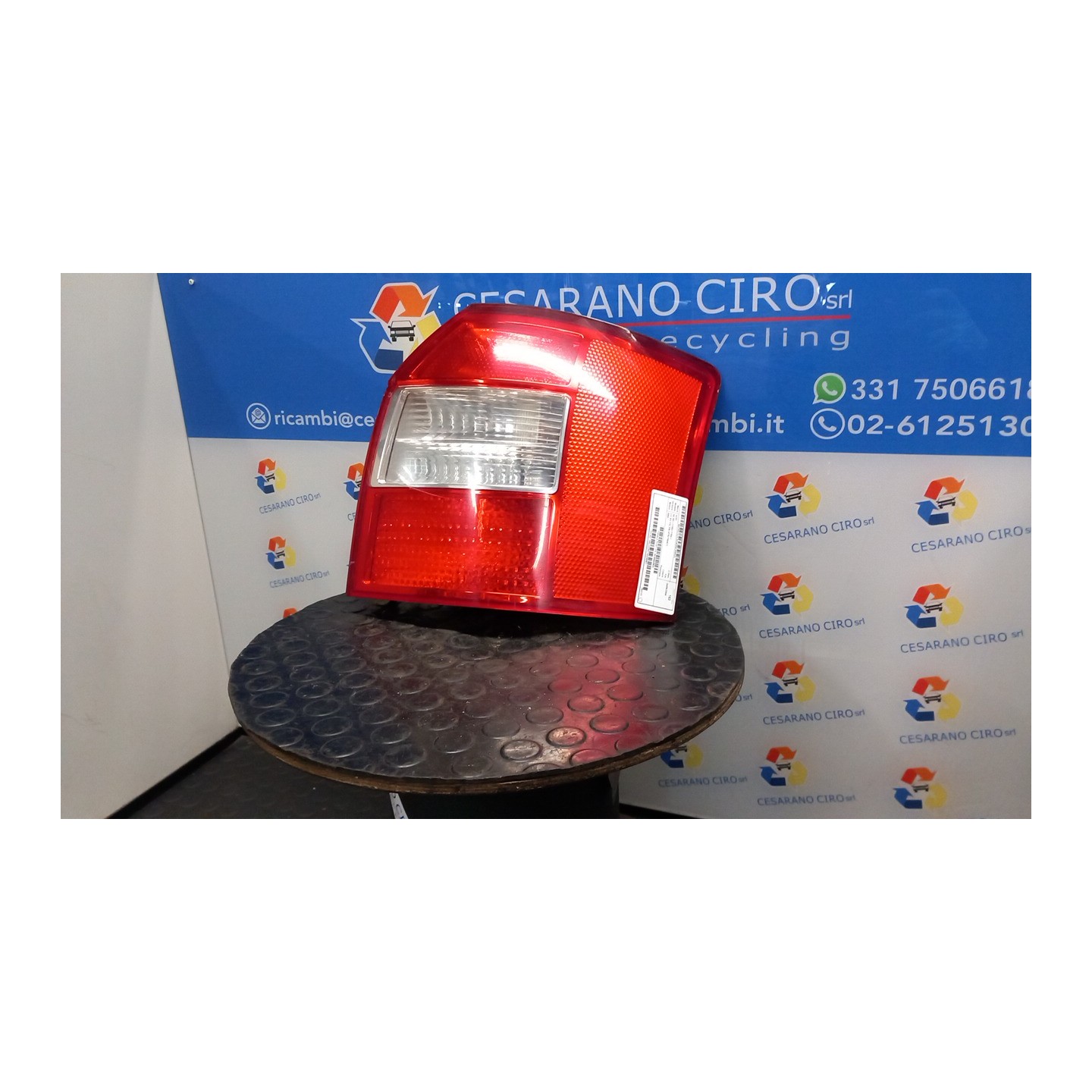 FANALE POST. DX. 025 AUDI A4 (8E) (11/00-11/04) AWA 8E9945096A