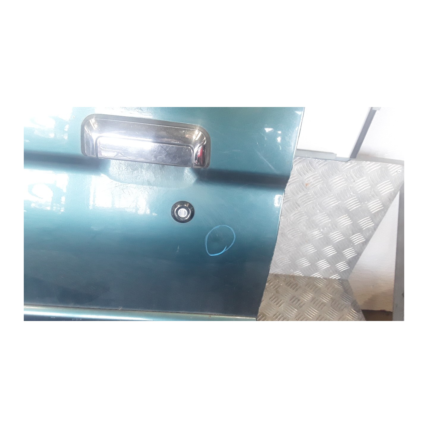 PORTA ANT. SX. 114 MITSUBISHI PAJERO SPORT (09/01-09/04) 4D56 MR981935