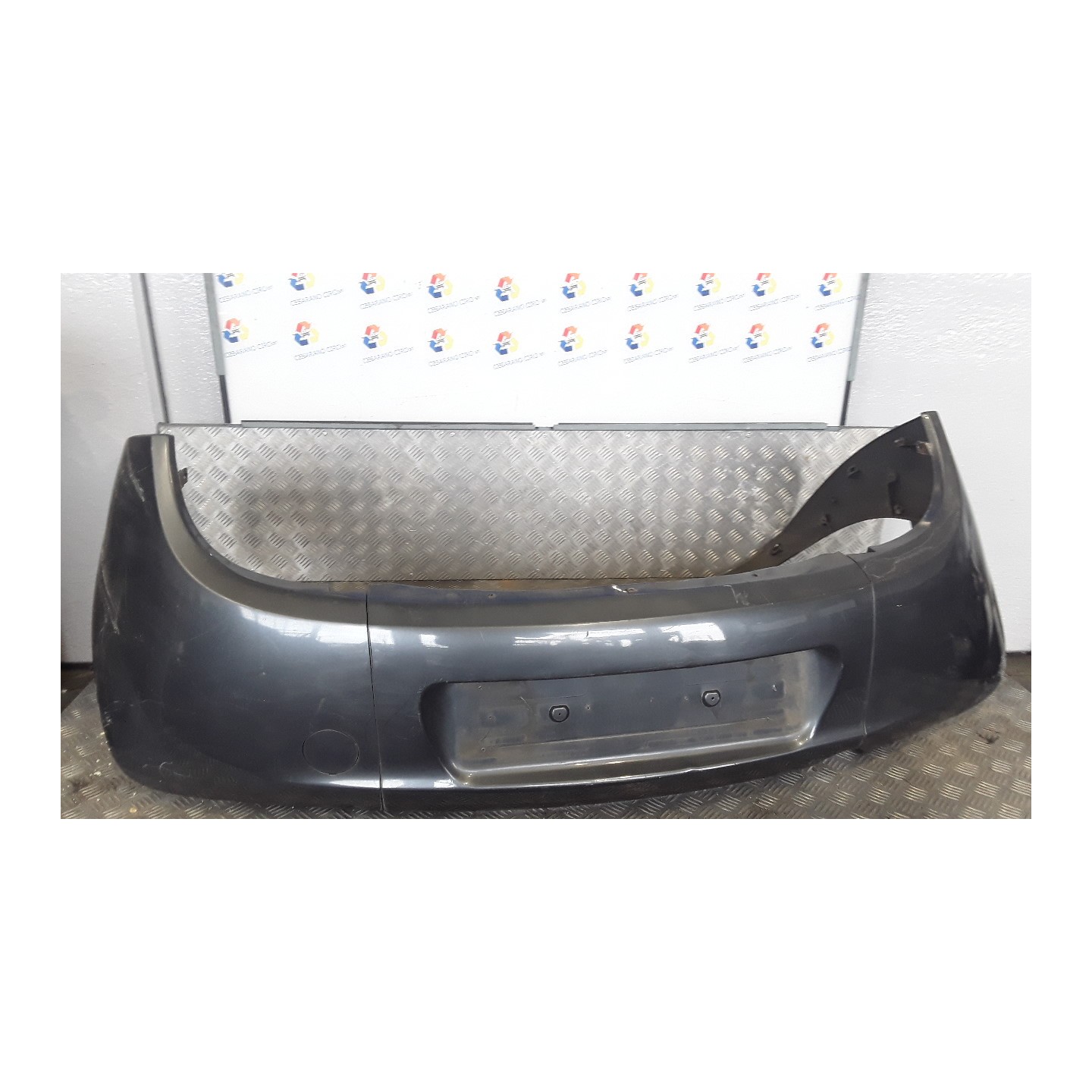 PARAURTI POST. CENTR. 095 FORD KA (CCQ) (11/96-10/08) J4S 1370882