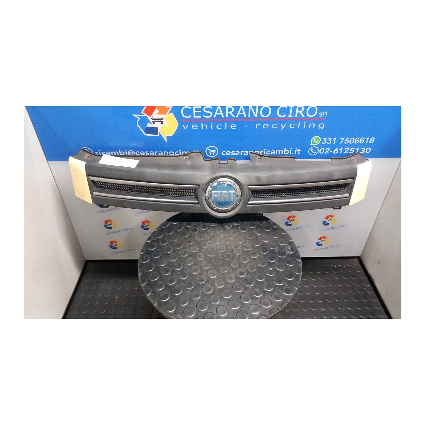 GRIGLIA 079 FIAT PANDA (2Q) (09/03-12/10) 188A4000 735363745