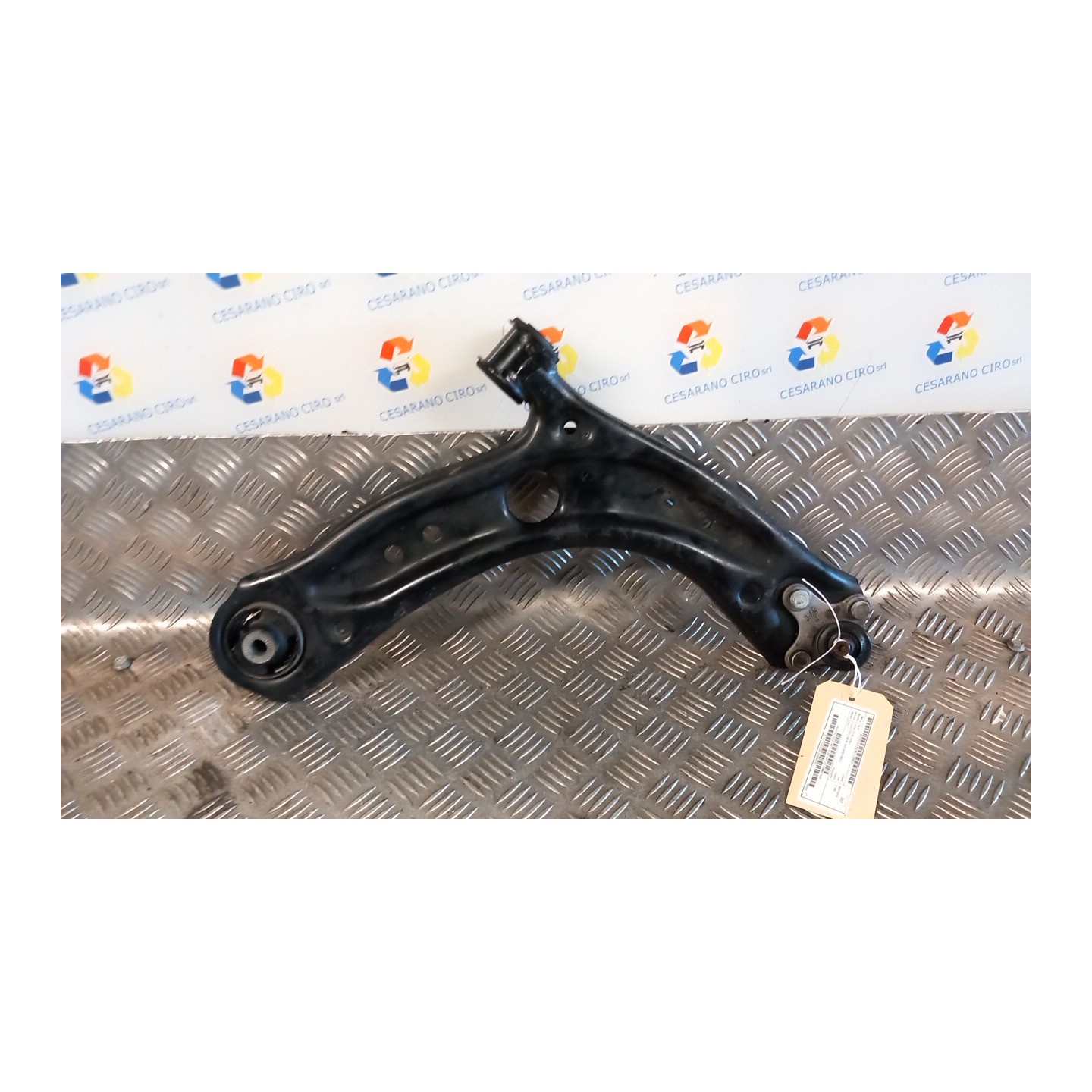 BRACCIO OSCILLANTE SOSP. ANT. DX. 024 SEAT LEON (11/16-12/20) DAC 5Q0407152S