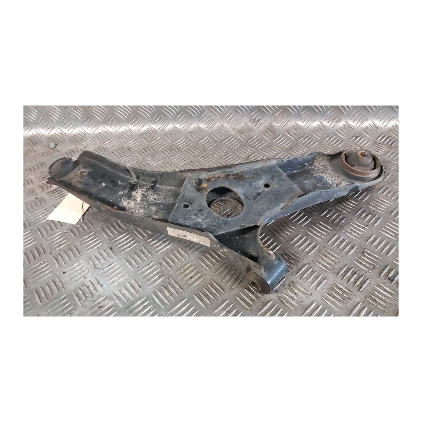 BRACCIO OSCILLANTE SOSP. ANT. SX. 094 HYUNDAI IX20 (10/10-09/15) G4FA 545001P100