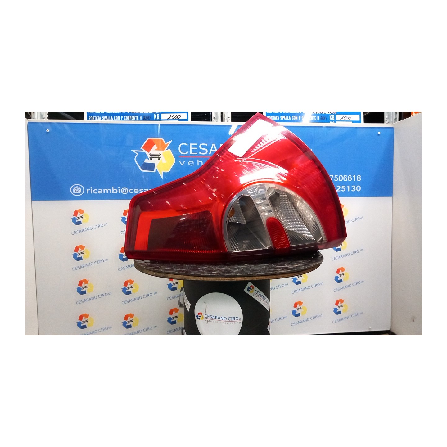 FANALE POST. DX. 111 DACIA SANDERO (07/08-04/13) K7JA7 8200734824