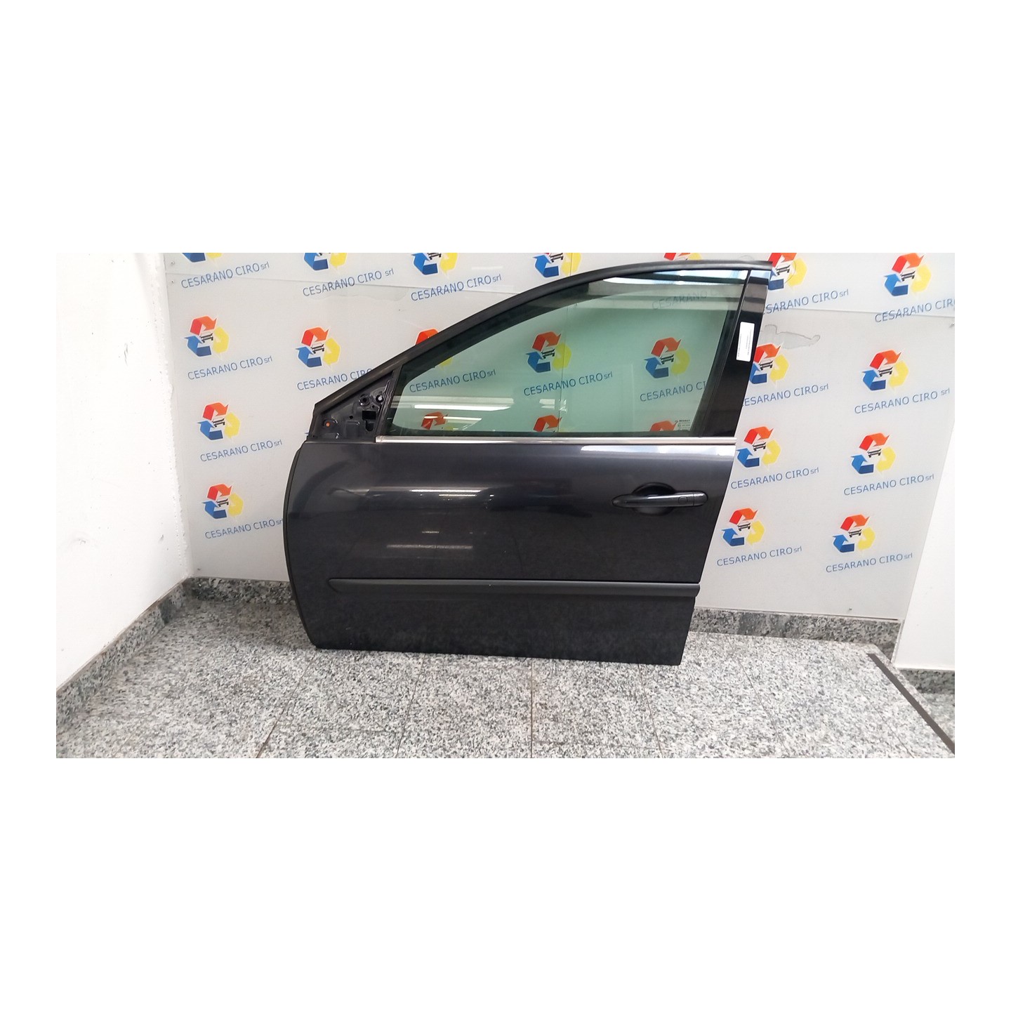 PORTA ANT. SX. 042 RENAULT LAGUNA 3A SERIE (09/07-) M9RA8 801010025R
