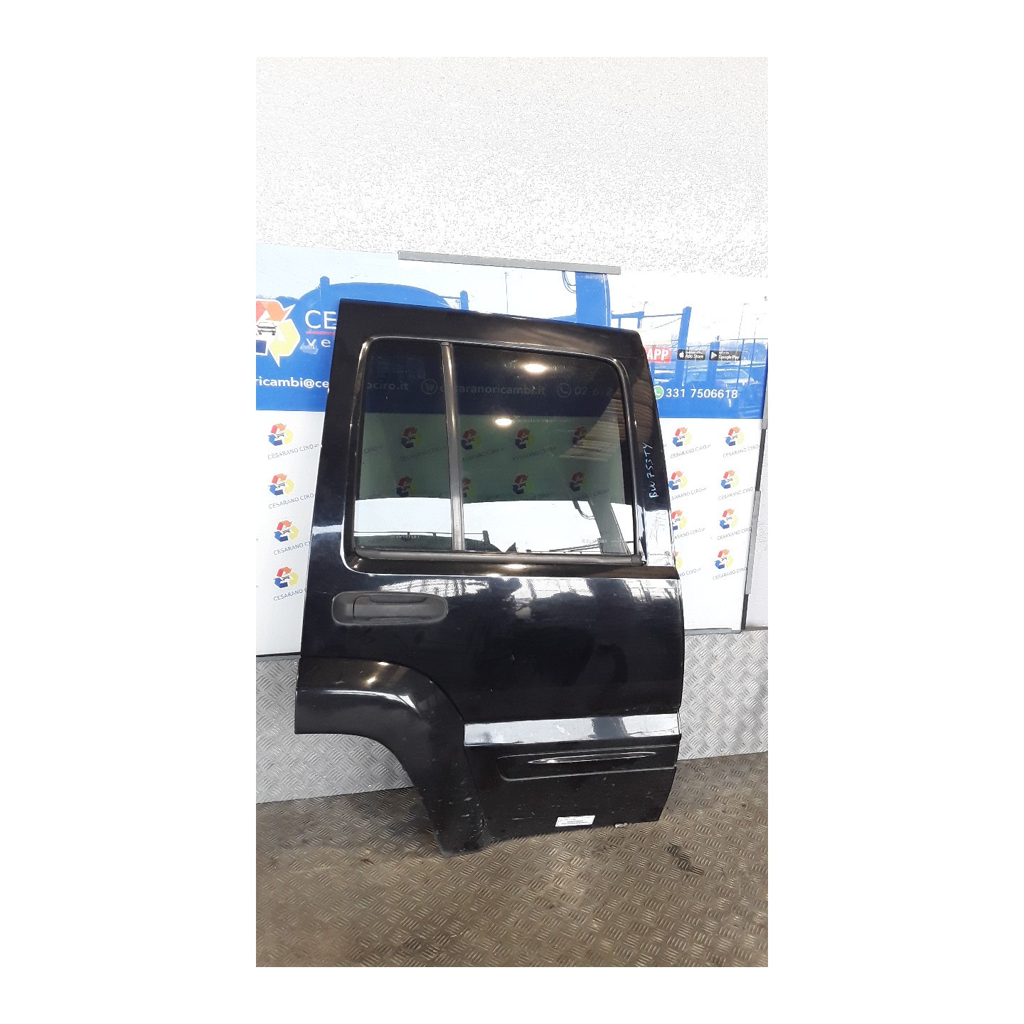 PORTA POST. DX. 120 JEEP CHEROKEE (KJ) (11/01-11/04) K K55176906AC