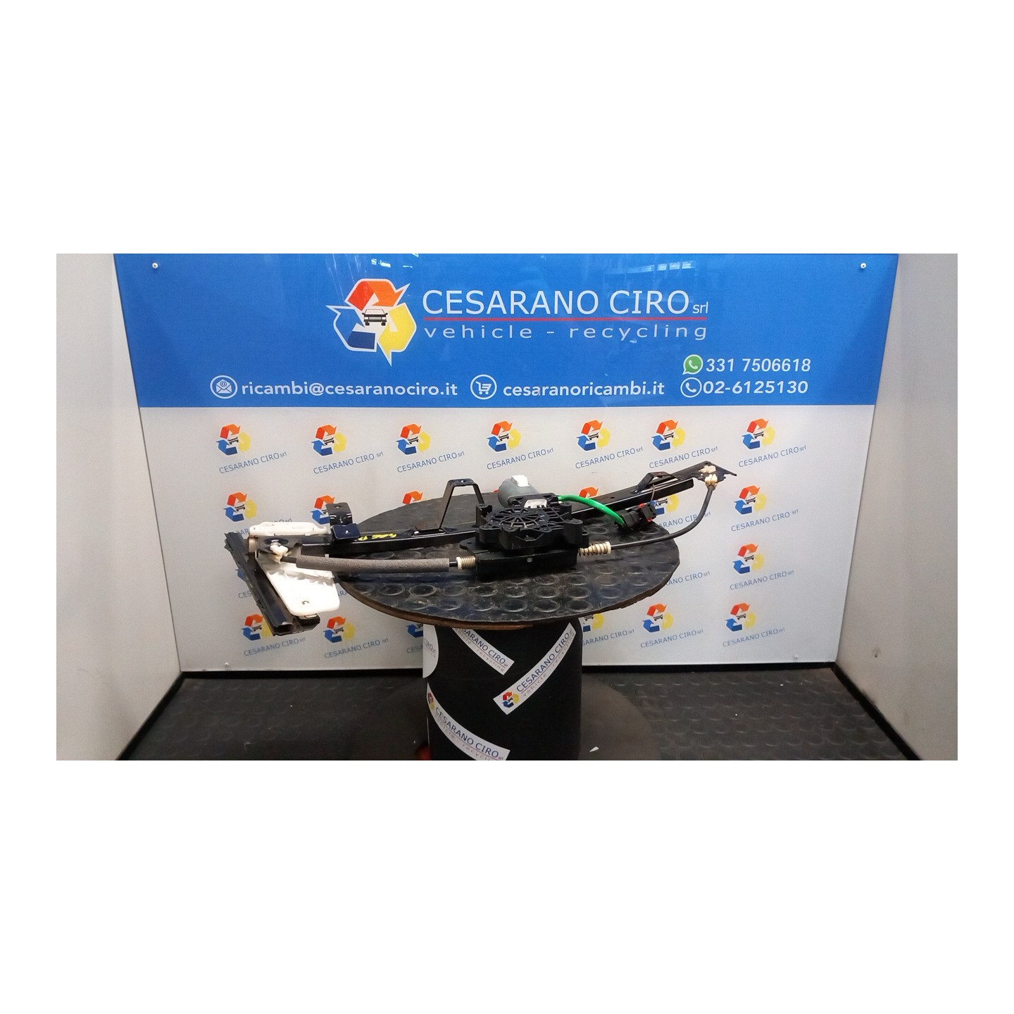 ALZACRISTALLO ELETTR. PORTA ANT. CON MOTORINO DX. 033 JEEP GRAND CHEROKEE (WG) (12/95-05/ 665921 K55363286AE