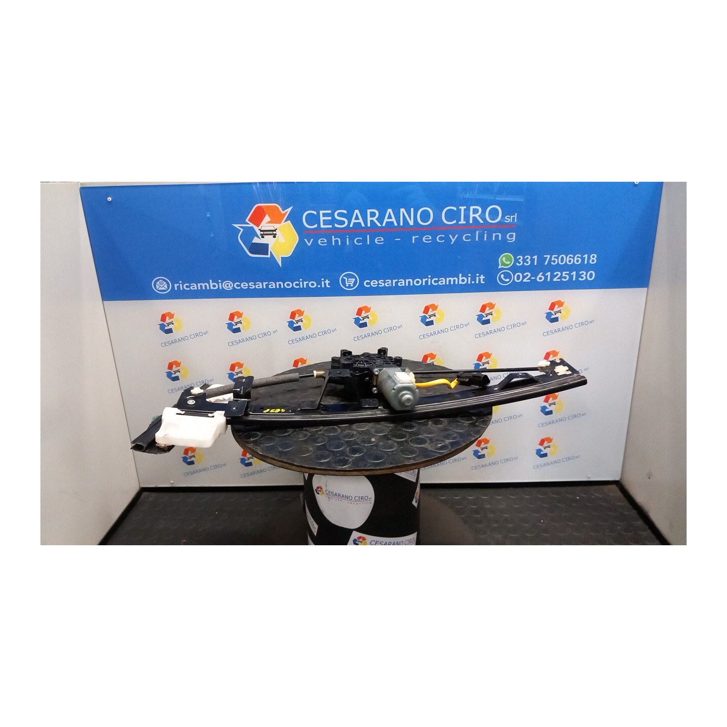 ALZACRISTALLO ELETTR. PORTA ANT. CON MOTORINO SX. 034 JEEP GRAND CHEROKEE (WG) (12/95-05/ 665921 K55363287AE