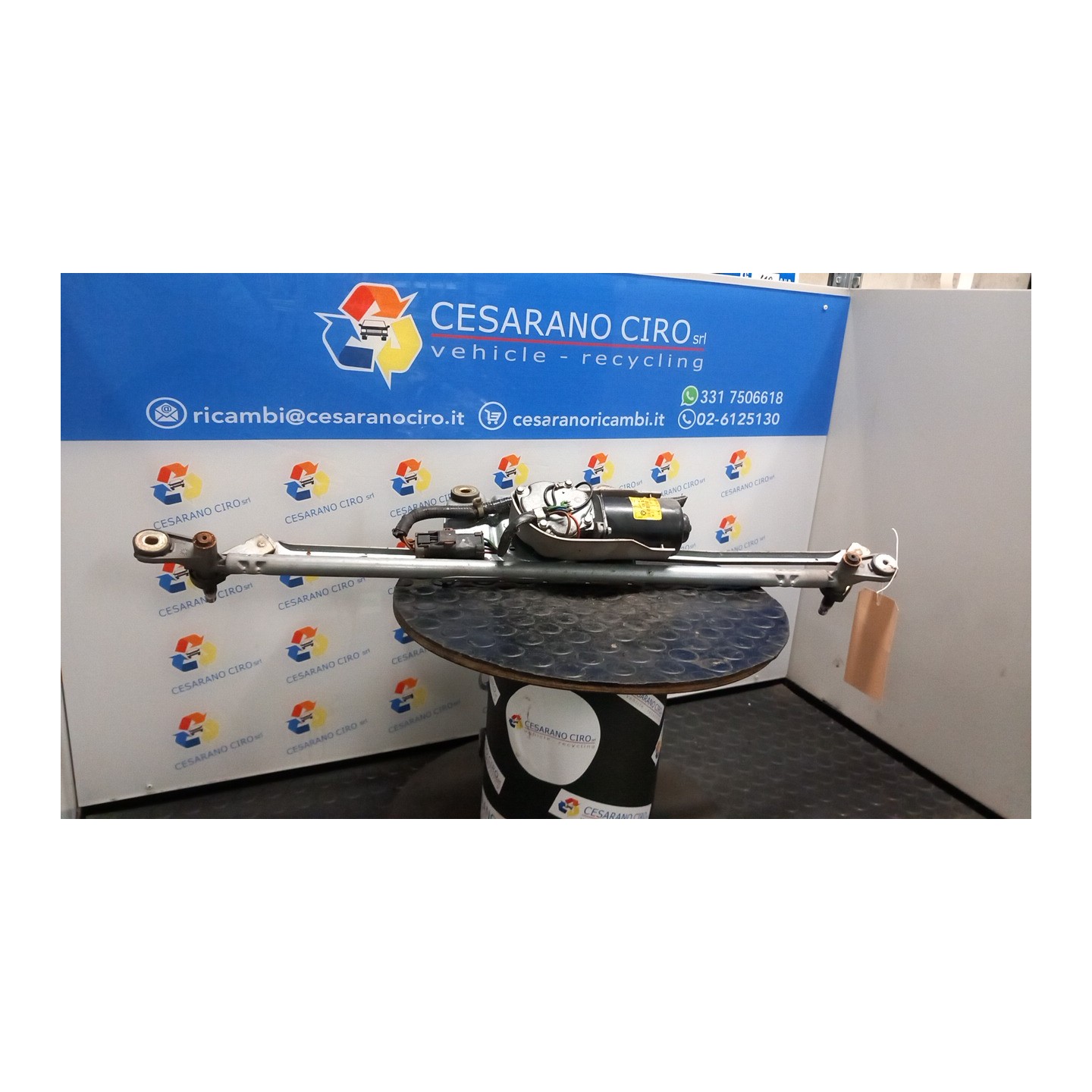 MECCANISMO TERGIPARABREZZA CON MOTORINO 037 JEEP GRAND CHEROKEE (WG) (12/95-05/ 665921 NB3753074002023