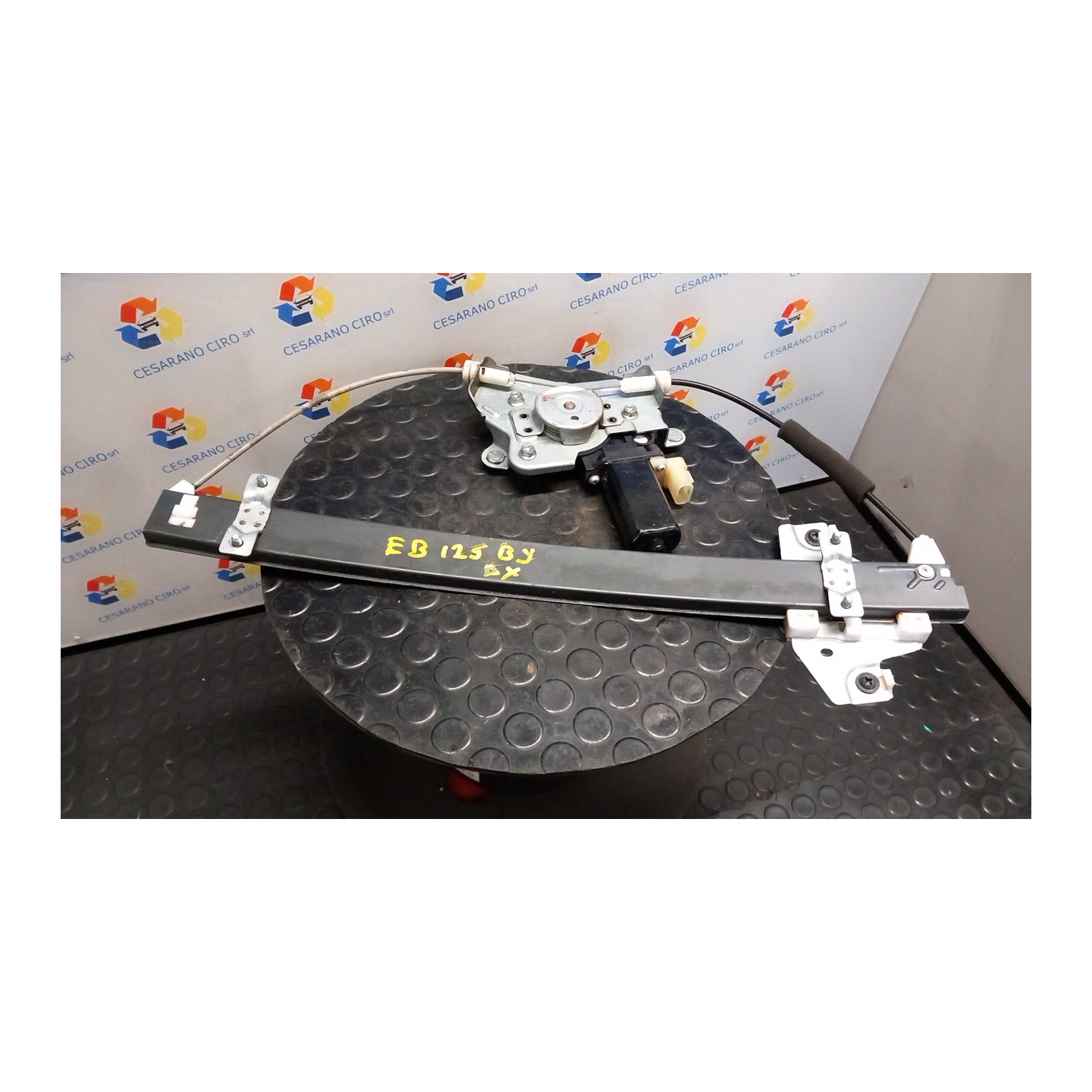 ALZACRISTALLO ELETTR. PORTA ANT. C/MOTORINO DX. 023 KIA PICANTO 1A SERIE (02/08-07/11 G4HE-I 8240207010