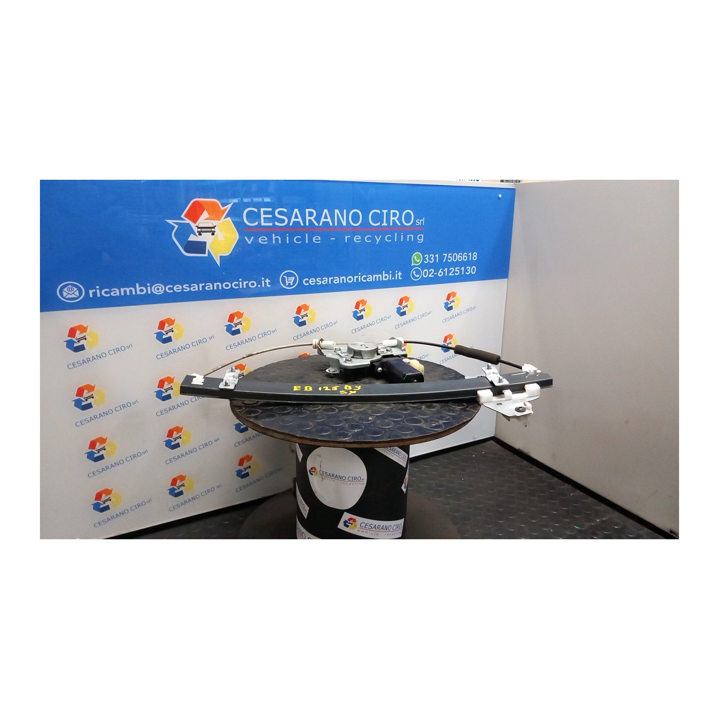 ALZACRISTALLO ELETTR. PORTA ANT. C/MOTORINO DX. 023 KIA PICANTO 1A SERIE (02/08-07/11 G4HE-I 8240207010