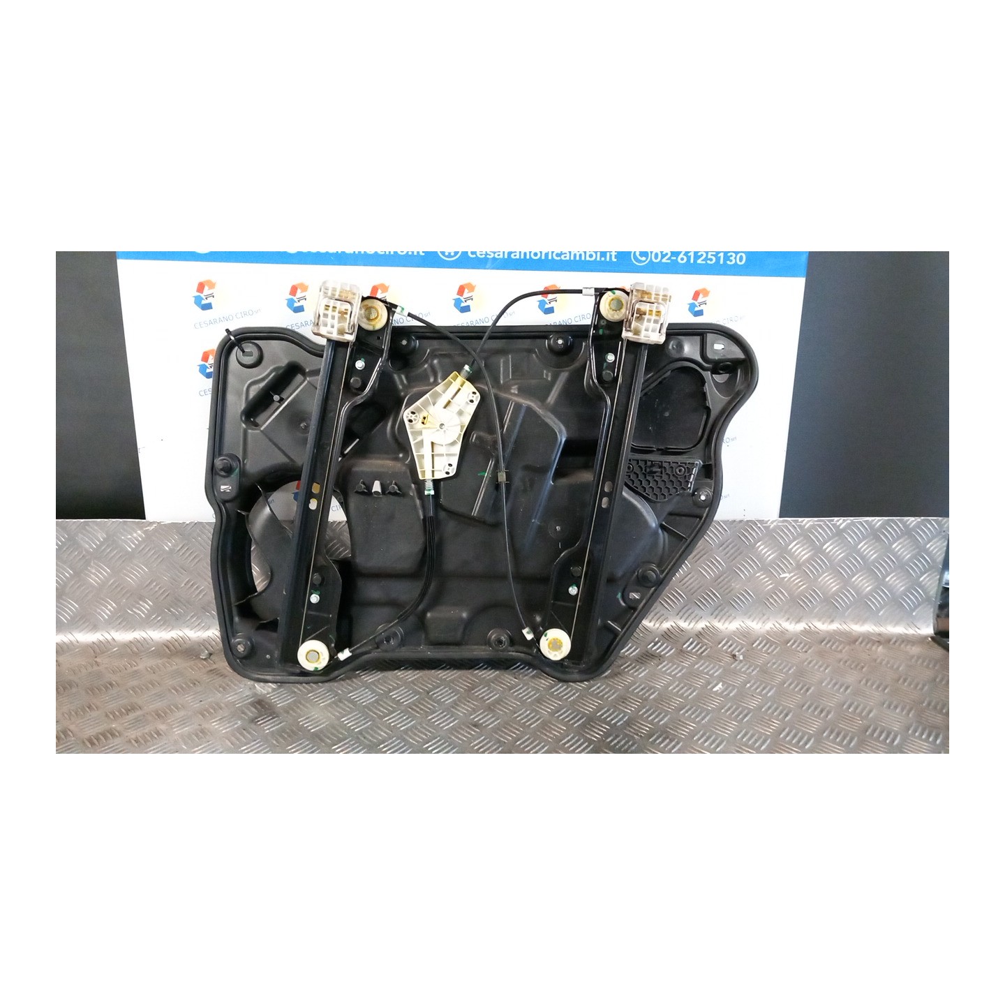 ALZACRISTALLO ELETTR. PORTA ANT. CON MOTORINO SX 025 DODGE JOURNEY BWD NB0070000267003850078199SX
