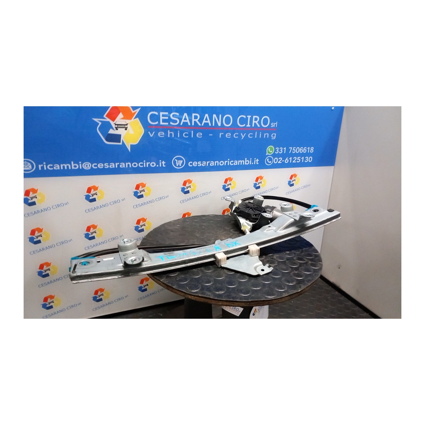 ALZACRISTALLO ELETTR. PORTA ANT. CON SX. 044 RENAULT TWINGO 2A SERIE (06/07-02/12) D4FJ7 8200384743