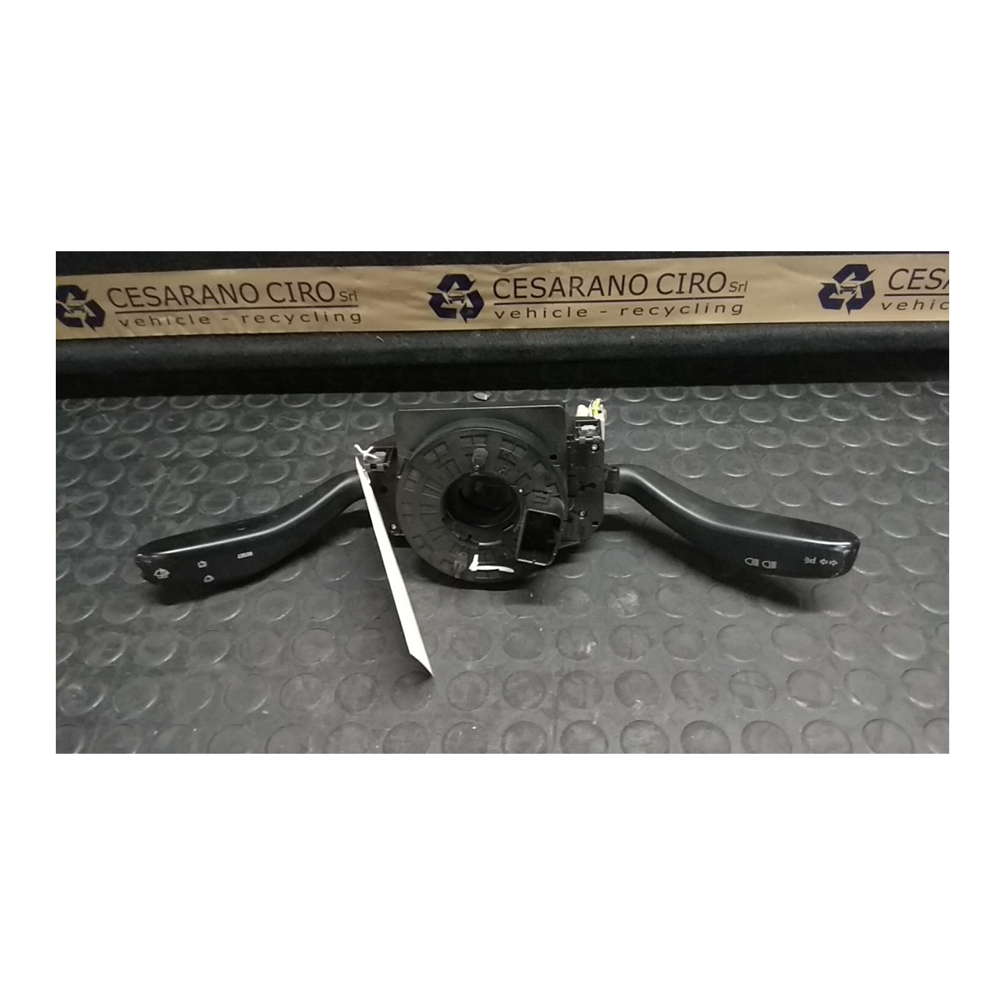 DEVIOGUIDASGANCIO 024 SEAT IBIZA (6L) (12/01-08/09) BNV 6Q0953513D9B9