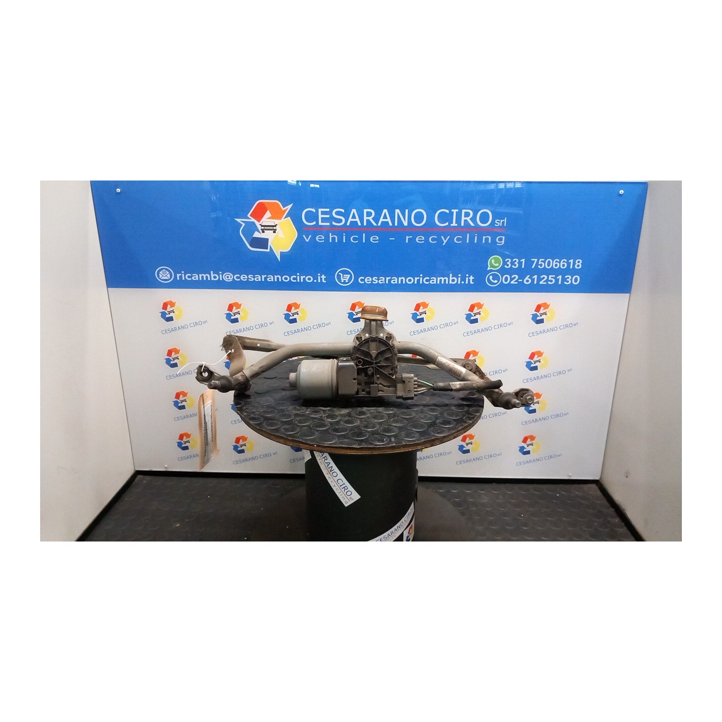 MECCANISMO TERGIPARABREZZA CON MOTORINO 026 PEUGEOT 208 (01/12-11/15) HM01 9673222580