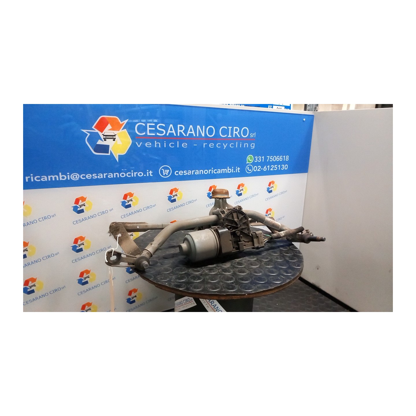 MECCANISMO TERGIPARABREZZA CON MOTORINO 026 PEUGEOT 208 (01/12-11/15) HM01 9673222580