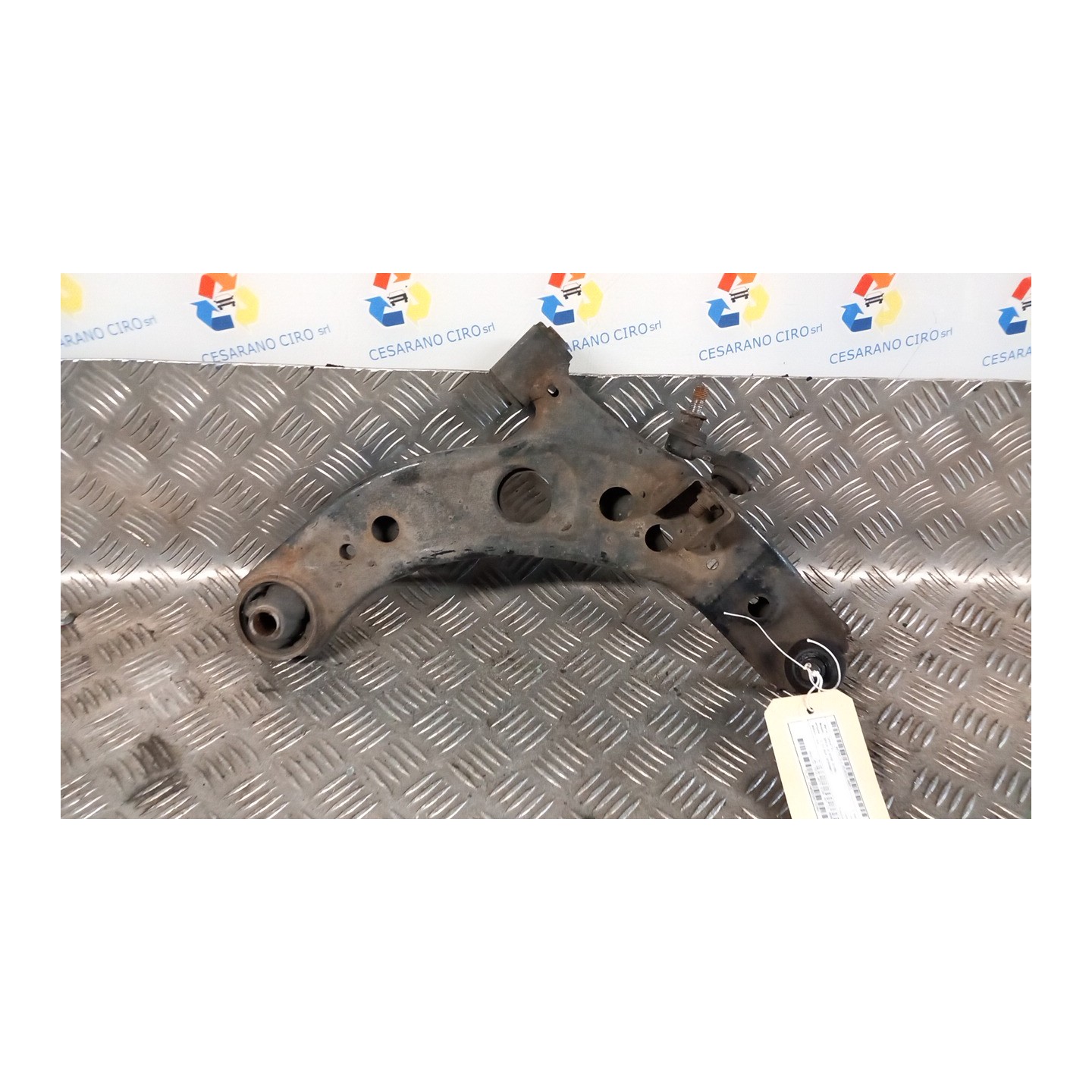 BRACCIO OSCILLANTE SOSP. ANT. DX. 012 DAIHATSU SIRION 2A SERIE (01/05-) 1KR 48068B1020