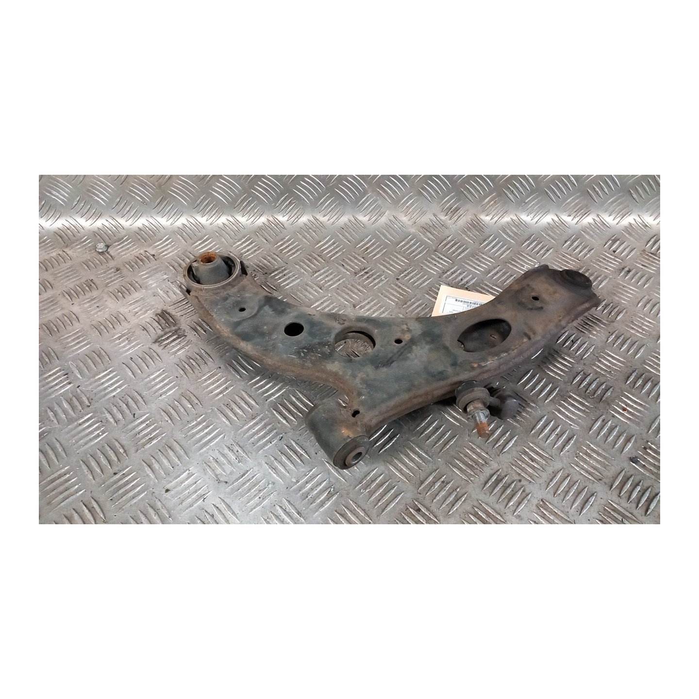 BRACCIO OSCILLANTE SOSP. ANT. DX. 012 DAIHATSU SIRION 2A SERIE (01/05-) 1KR 48068B1020