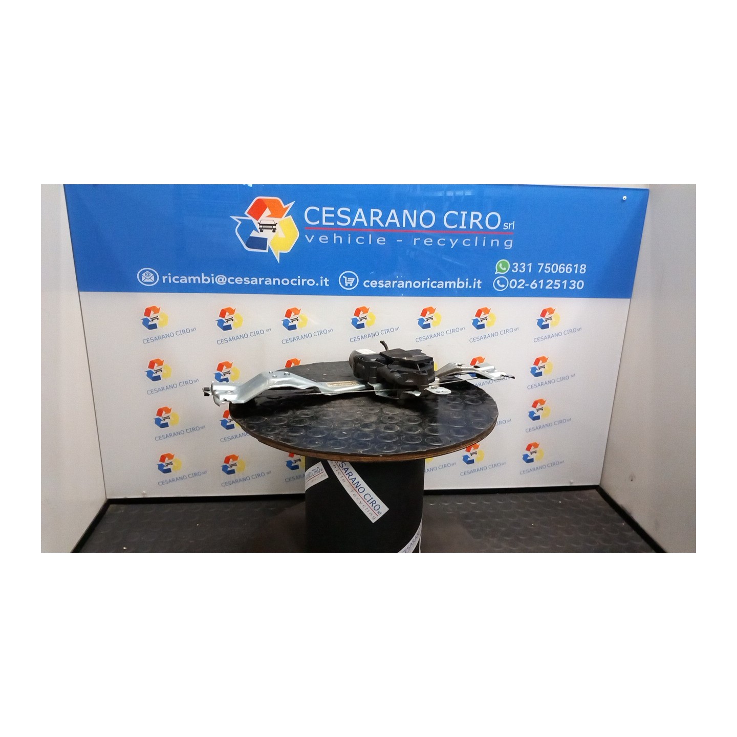 ALZACRISTALLO ELETTR. PORTA POST. DX. 014 PEUGEOT 308 (08/07-03/14) 5FW 9224E2