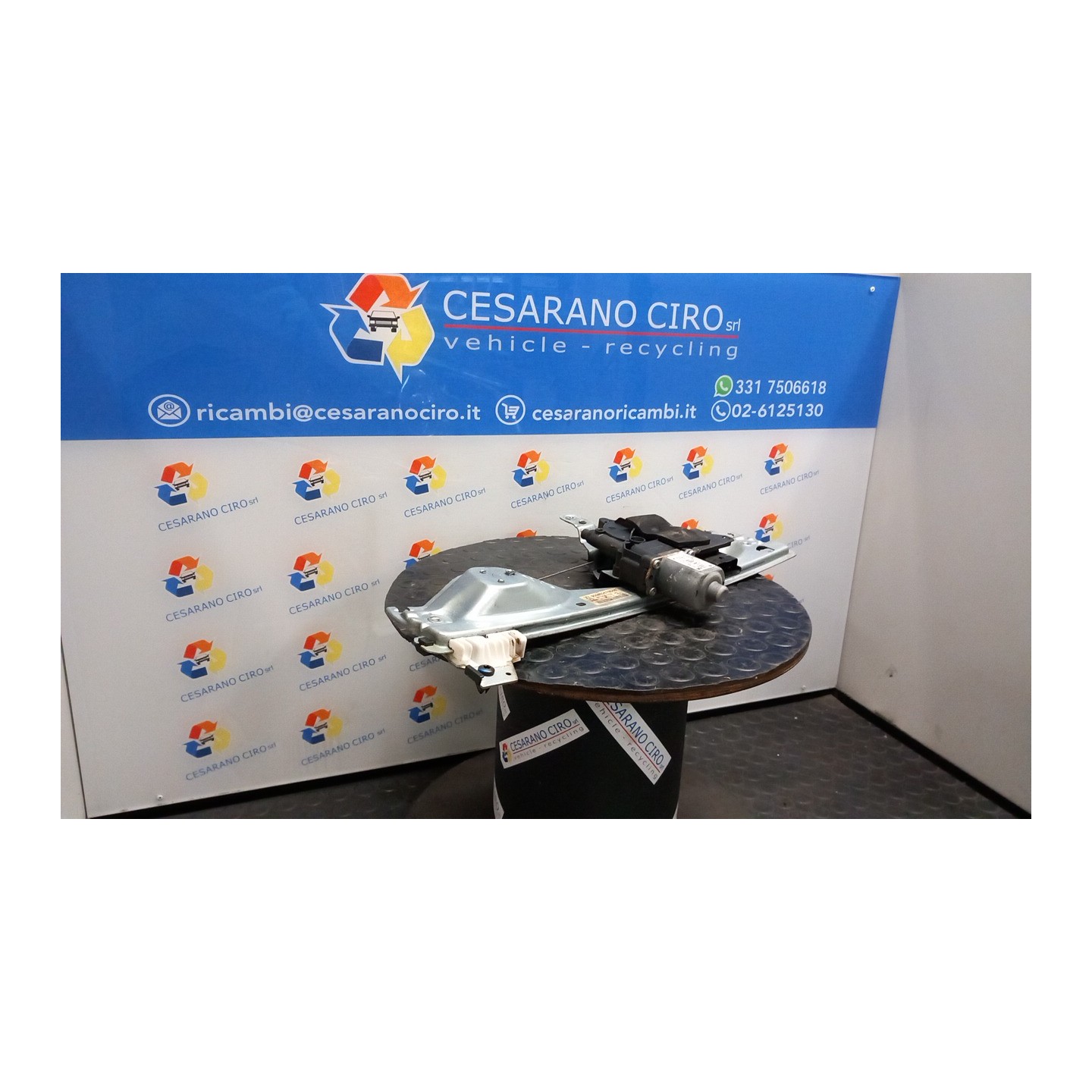 ALZACRISTALLO ELETTR. PORTA POST. SX. 015 PEUGEOT 308 (08/07-03/14) 5FW 9223C9