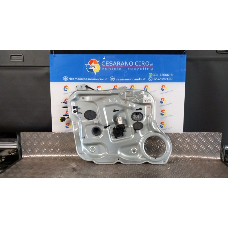 ALZACRISTALLO ELETTR. PORTA ANT. SX. 031 HYUNDAI SANTA FE 2A SERIE (03/06-12/10 D4EB 824712B000AS