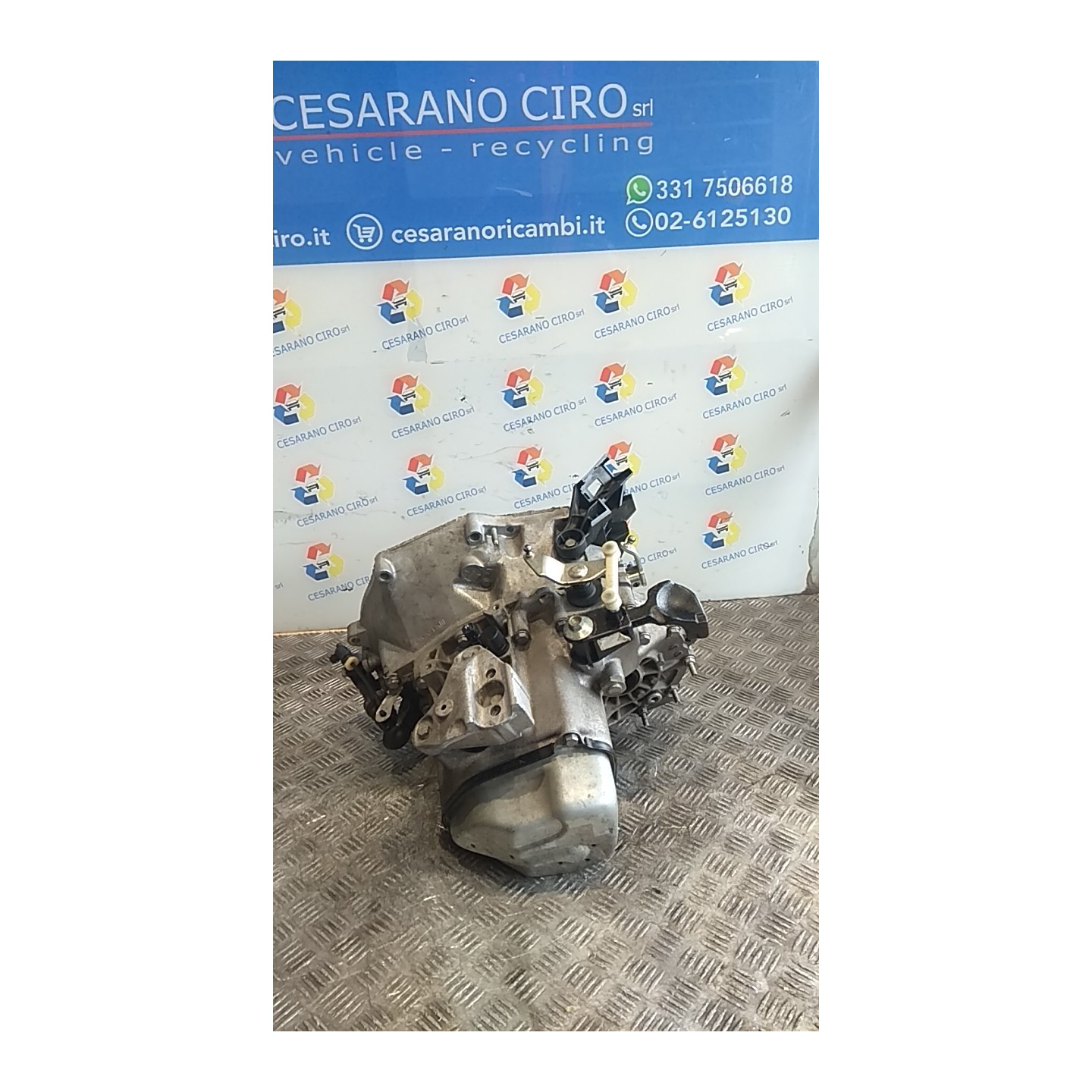 CAMBIO COMPL. 147 PEUGEOT 208 (01/12-11/15) ZM01 9803846180