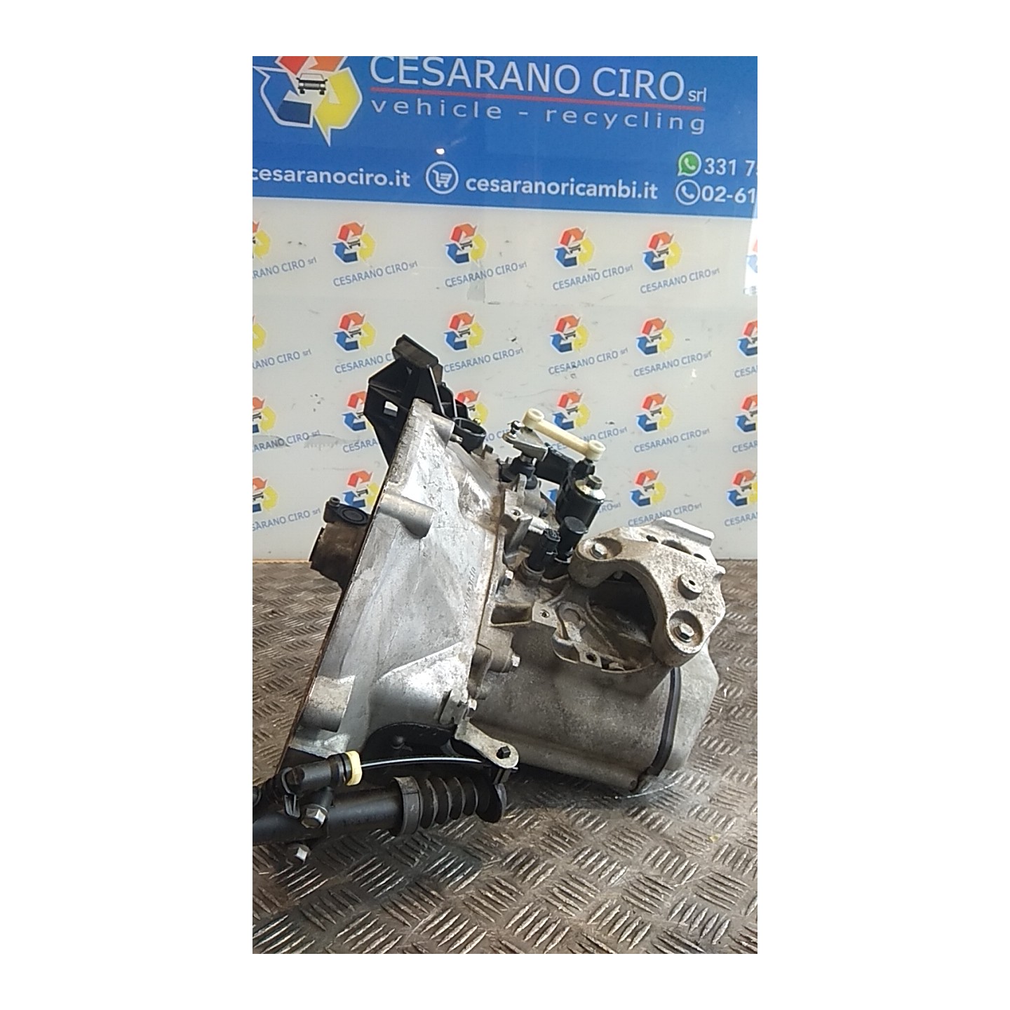 CAMBIO COMPL. 147 PEUGEOT 208 (01/12-11/15) ZM01 9803846180