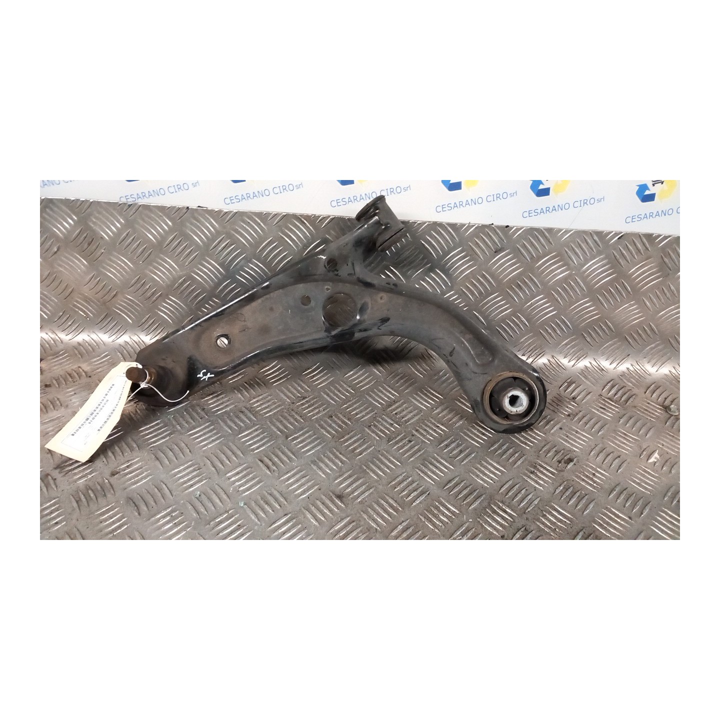 BRACCIO OSCILLANTE SOSP. ANT. SX. 050 FIAT PANDA (33) (12/11-04/17) 169A4000 51957401