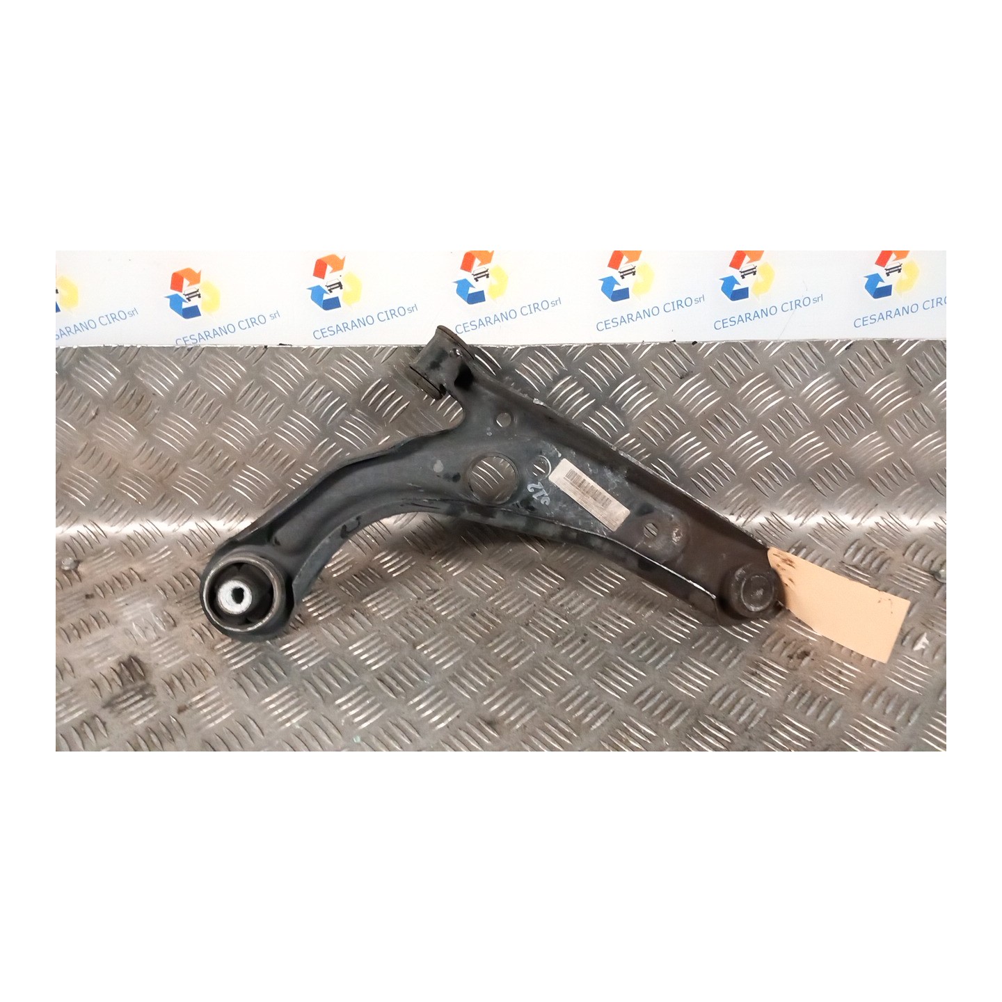 BRACCIO OSCILLANTE SOSP. ANT. SX. 050 FIAT PANDA (33) (12/11-04/17) 169A4000 51957401