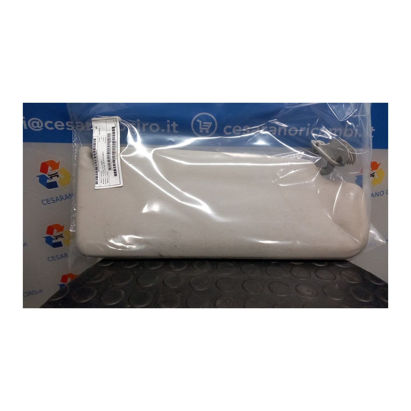 ALETTA PARASOLE PARABREZZA SX. 101 SKODA OCTAVIA (1Z) (10/08-) CAYC 1Z0857551AQ2F4